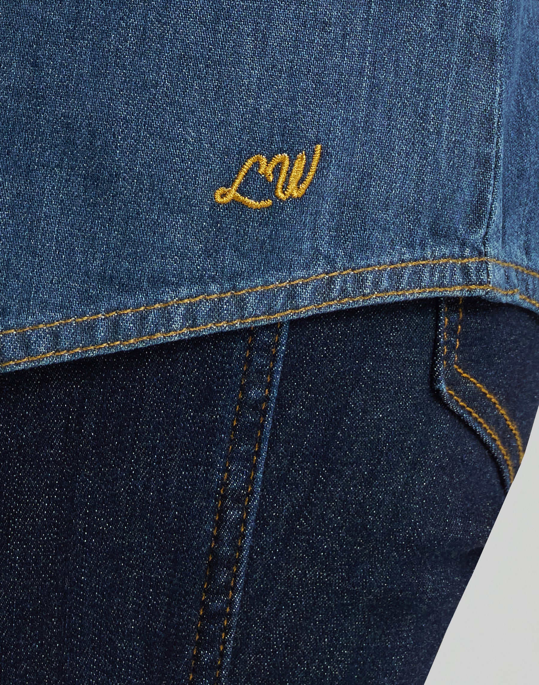 Sleeveless Shirt in Rinse Hemden Wrangler