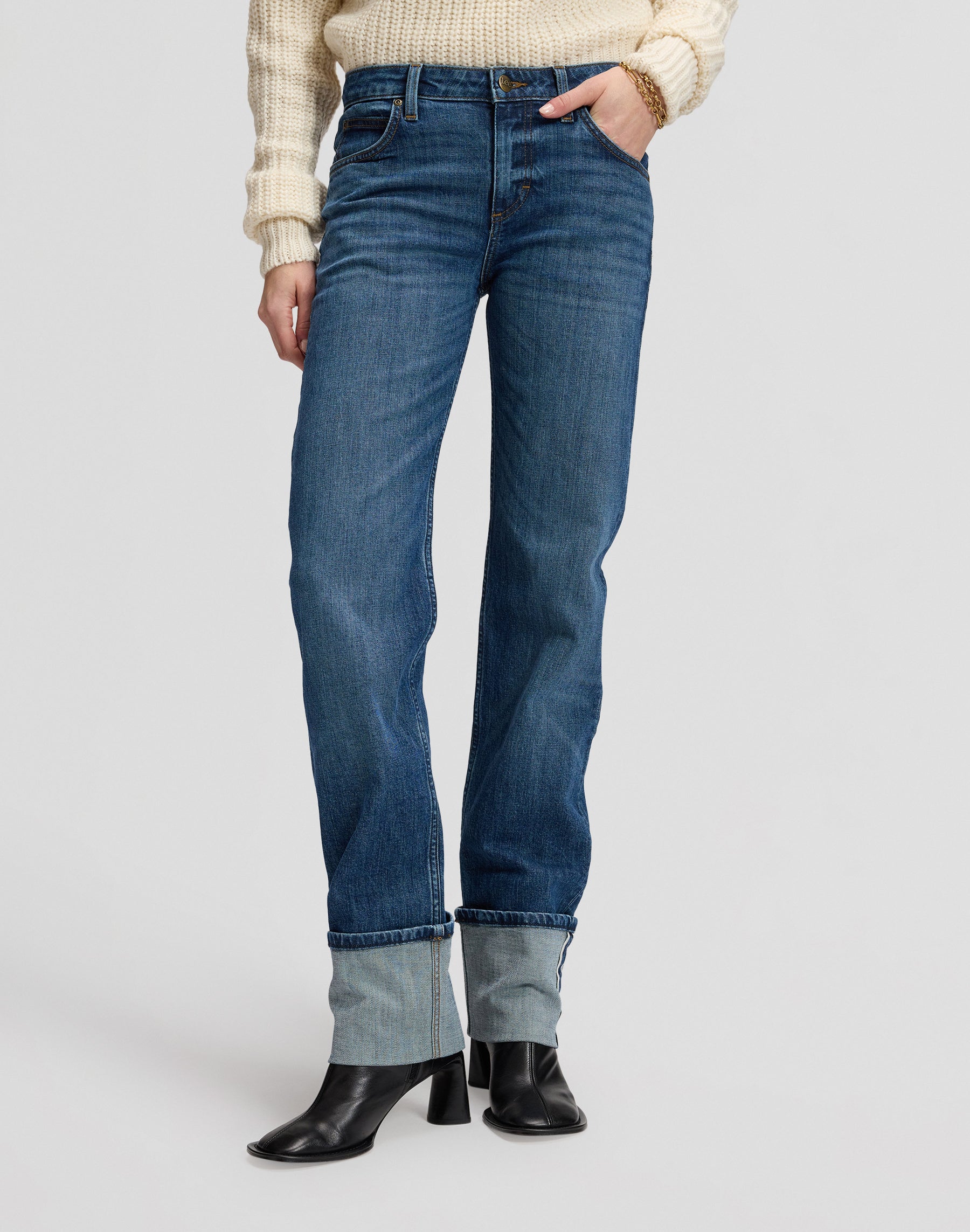 Jeans London in Best Fit Forward Jeans Lee
