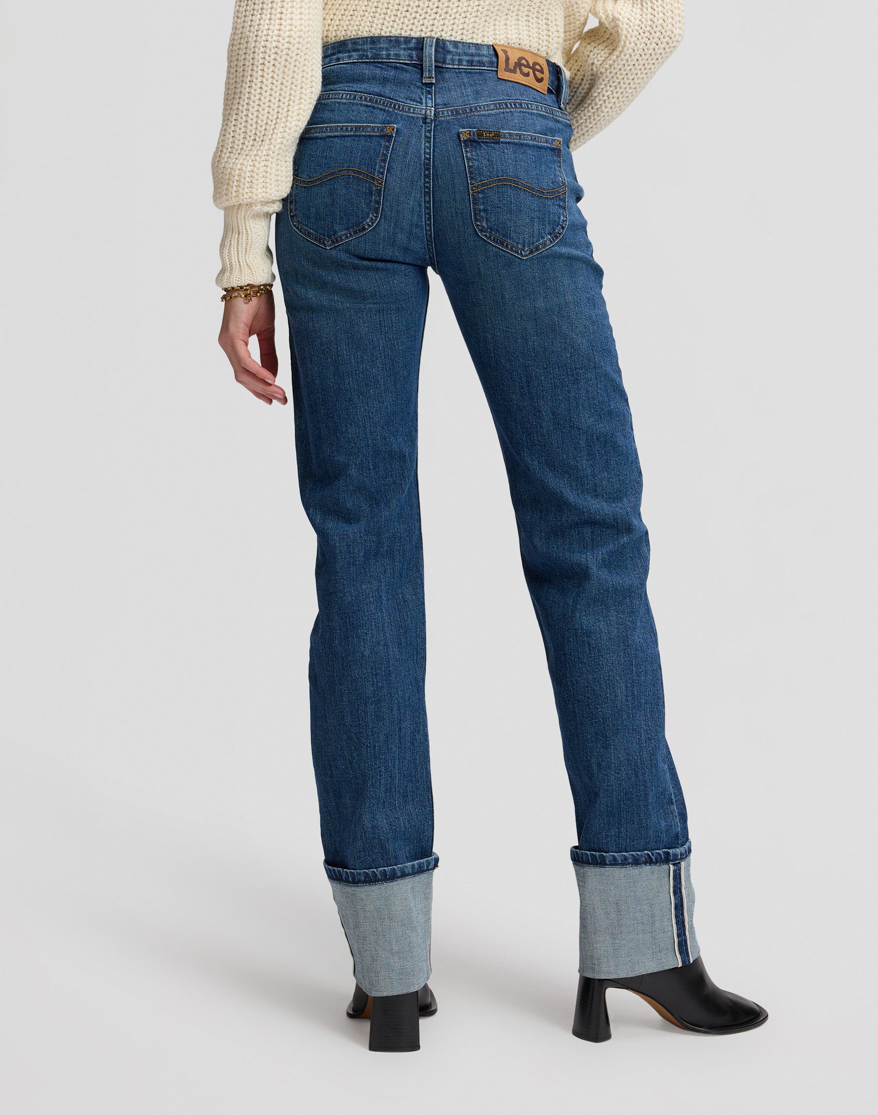 Jeans London in Best Fit Forward Jeans Lee