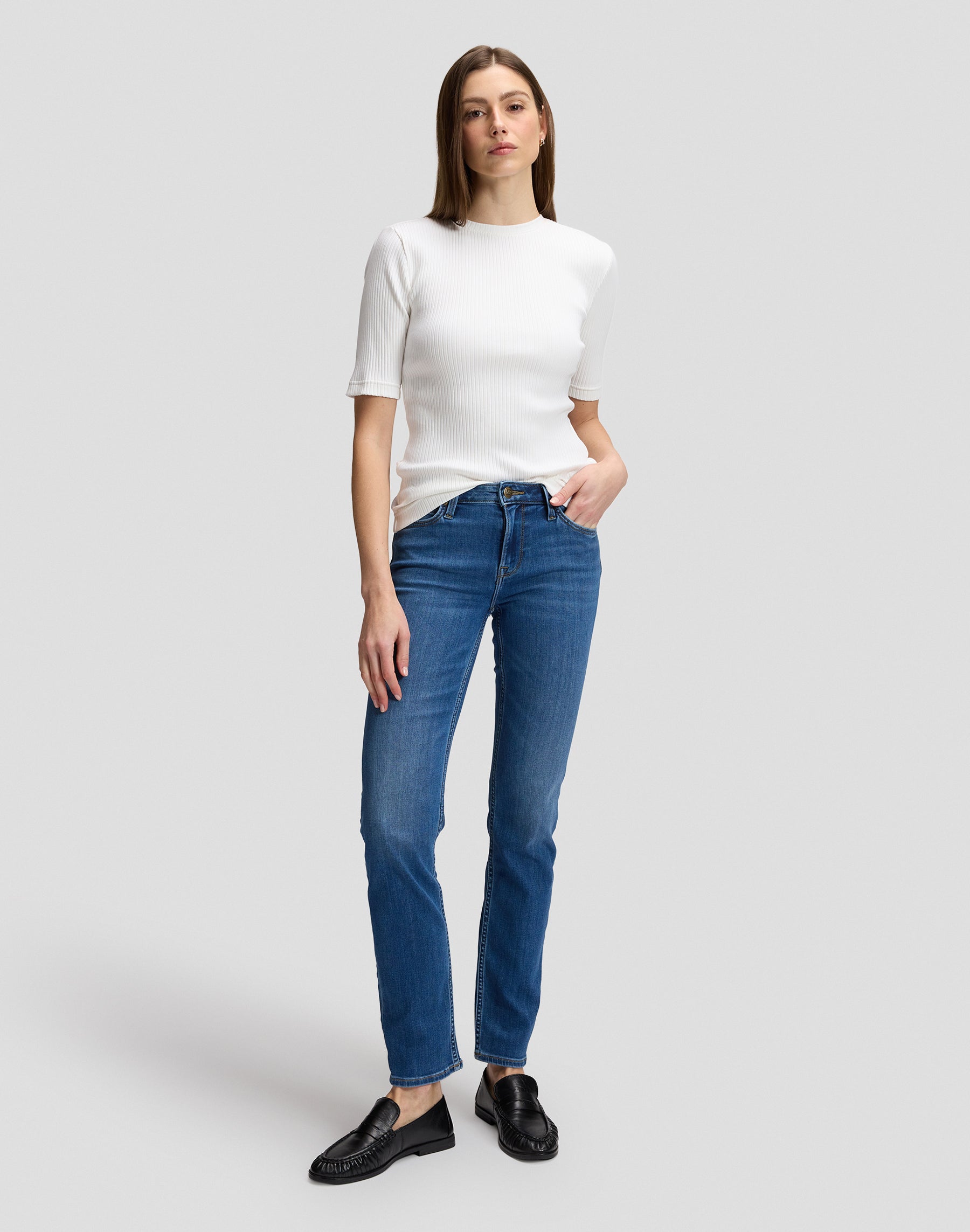 Jeans Elly in Rebel Mid Jeans Lee