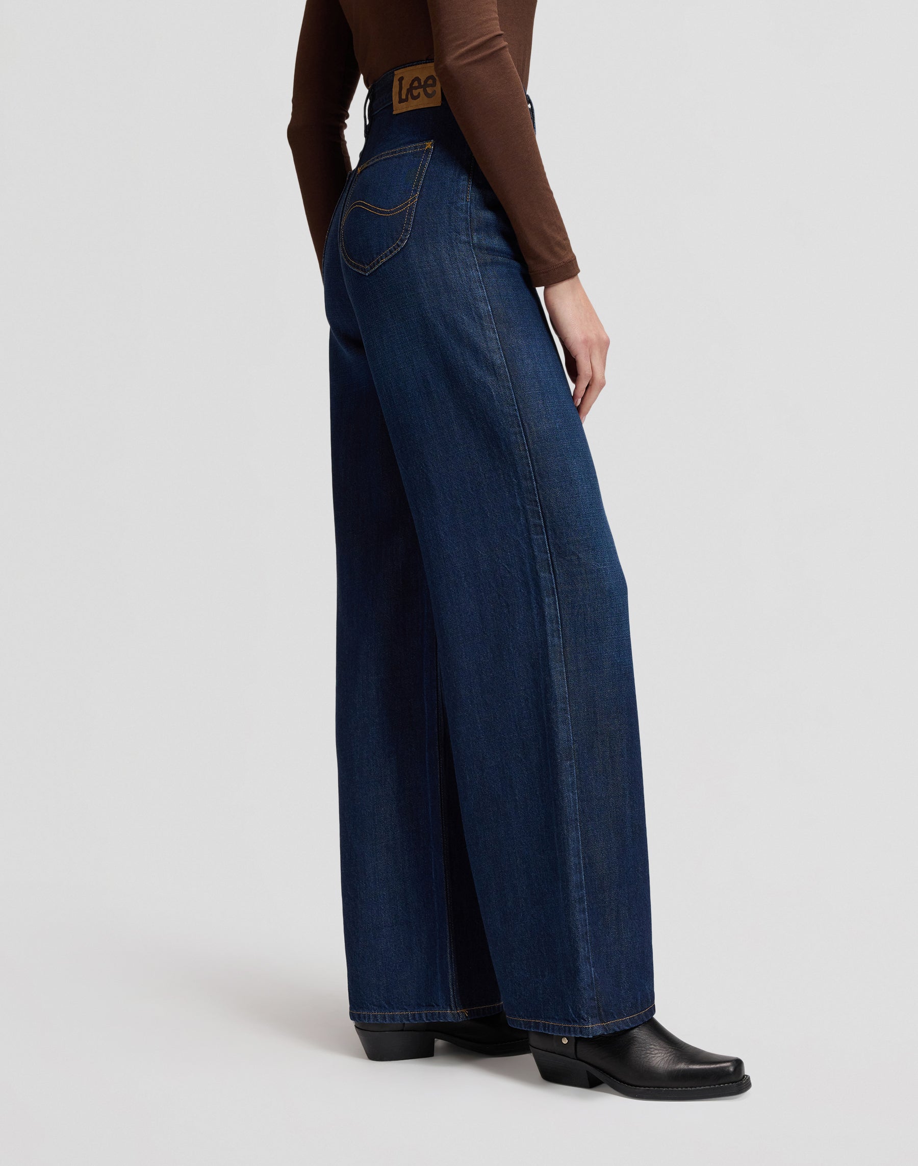 Jeans Stella in Dark Navy Jeans Lee