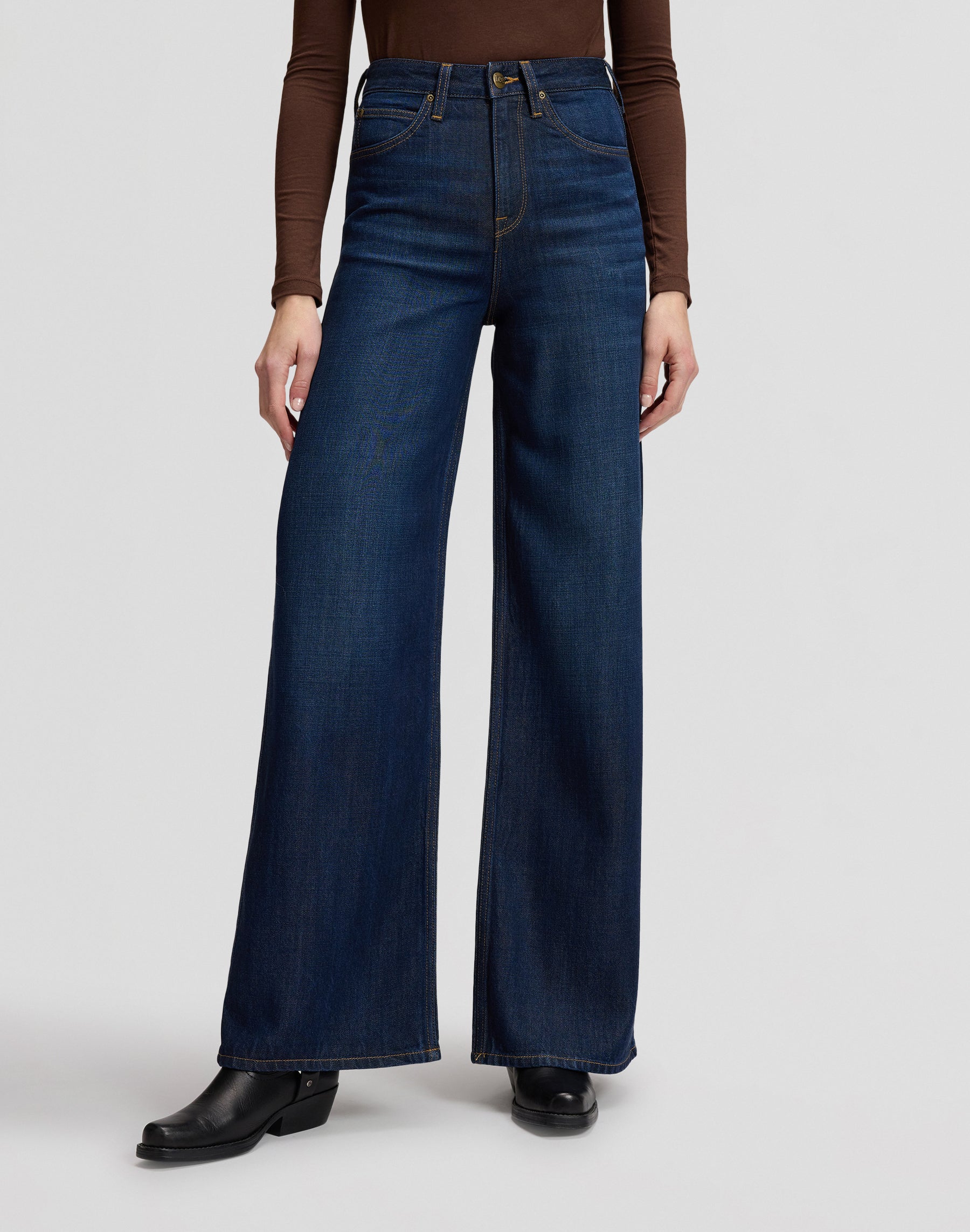 Jeans Stella in Dark Navy Jeans Lee