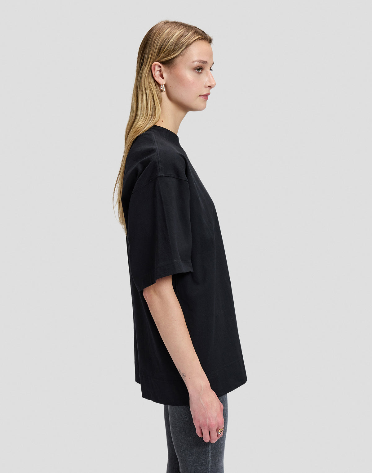 T-Shirt Elongated Boxy in Black T-Shirts Lee