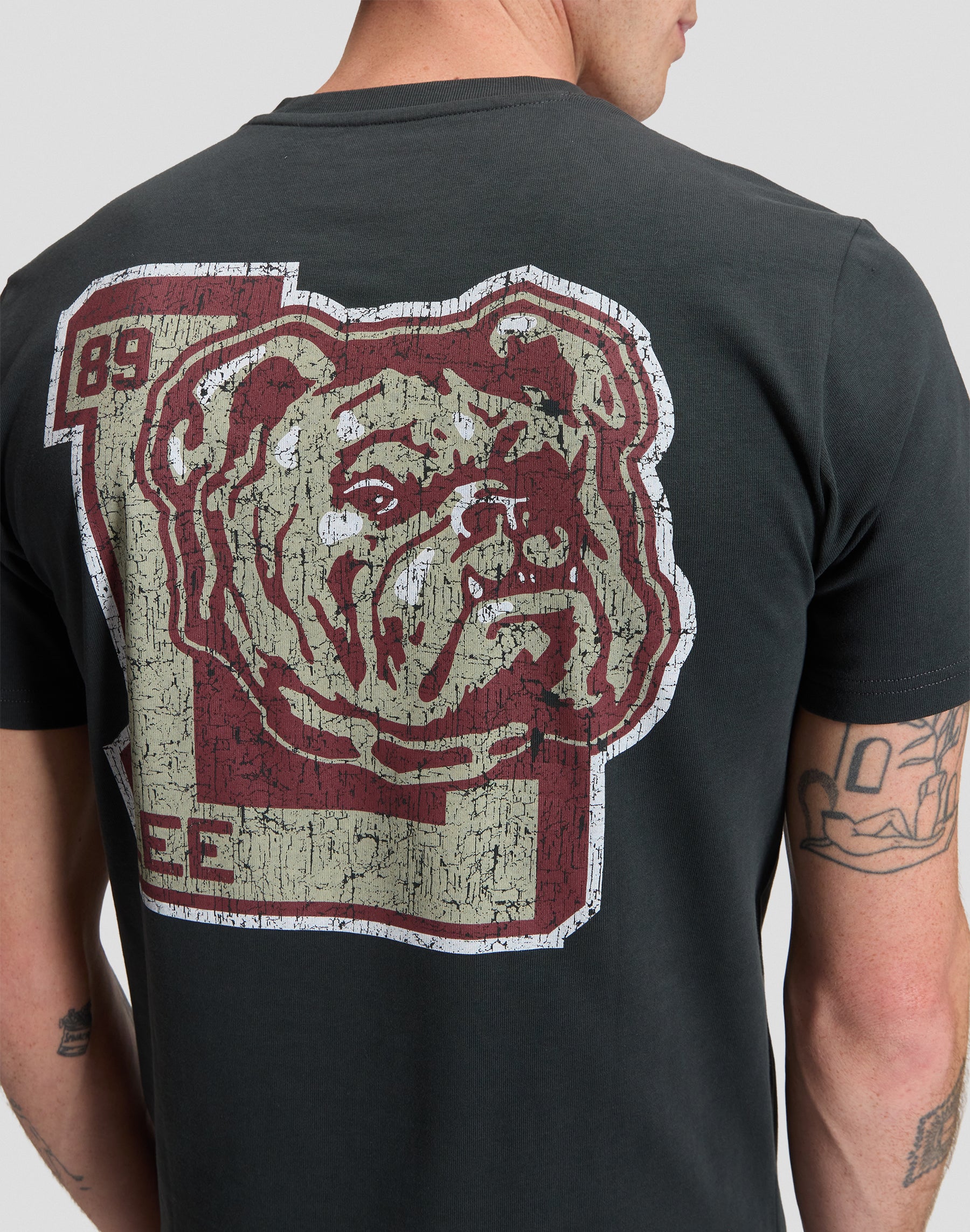 T-Shirt Lee Varsity in Washed Black T-Shirts Lee