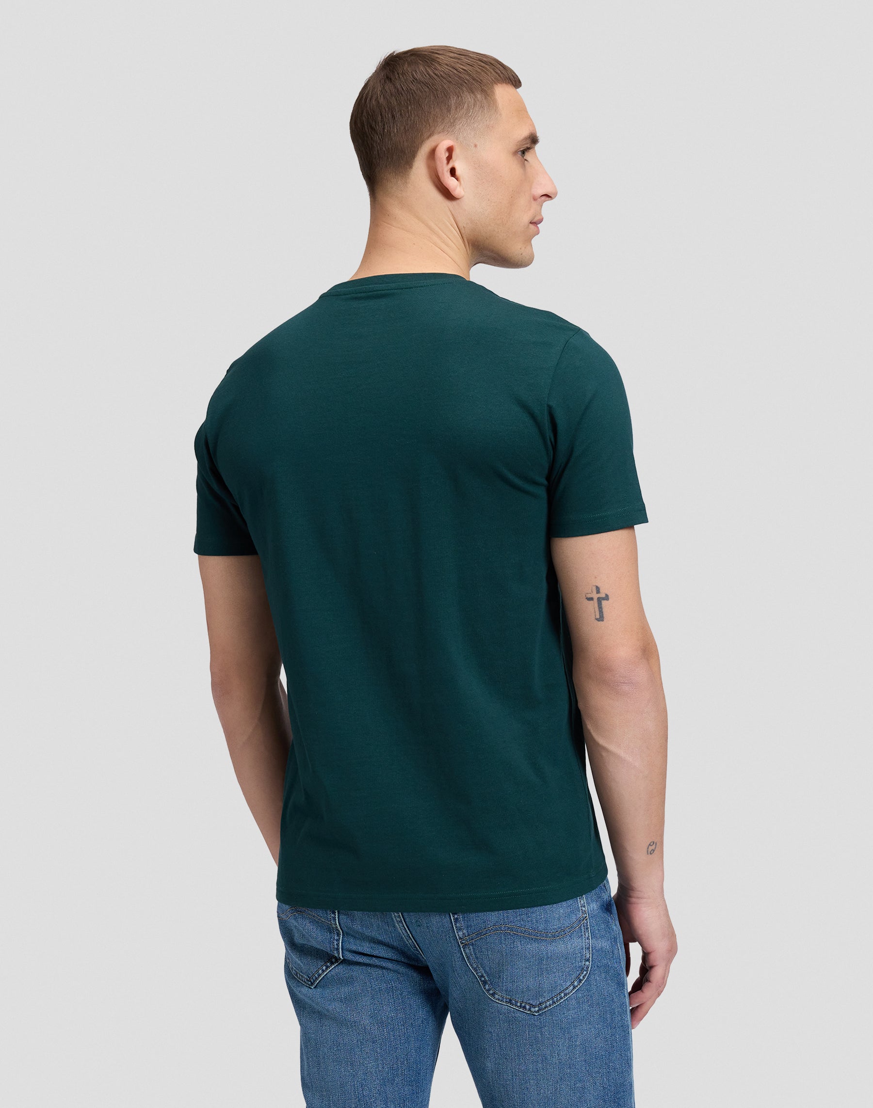 T-Shirt Patch Logo in Ponderosa Pine T-Shirts Lee