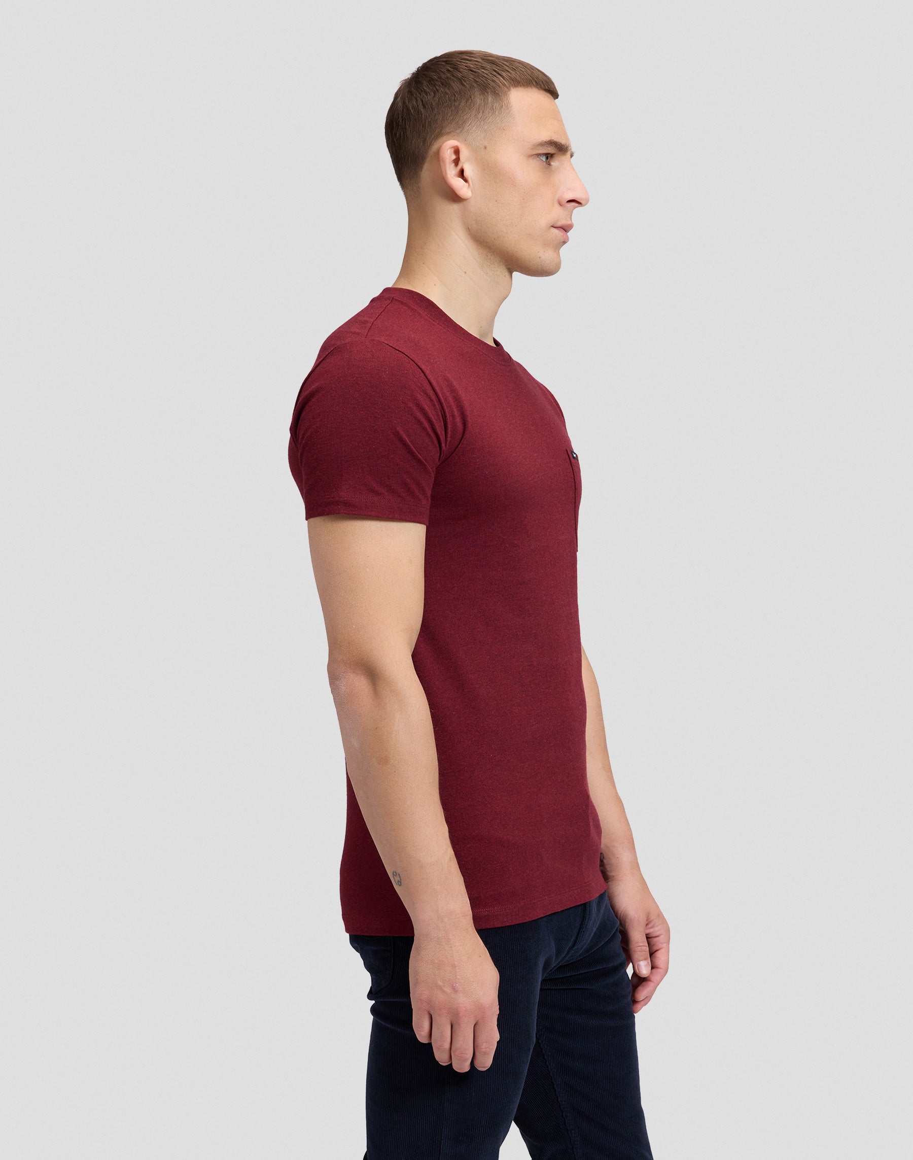 T-Shirt Ultimate Pocket in Port Mele T-Shirts Lee
