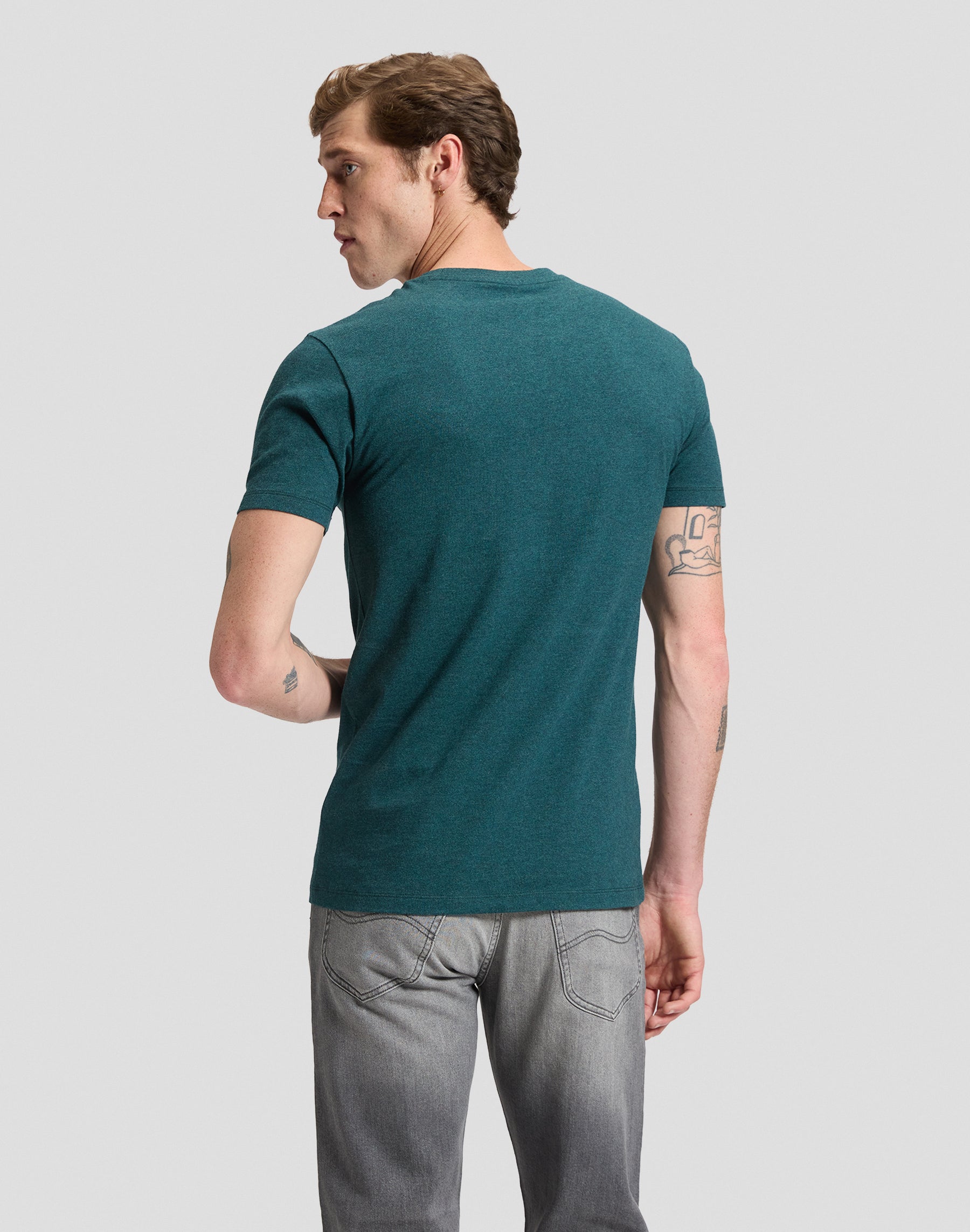 T-Shirt Ultimate Pocket in Ponderosa Pine T-Shirts Lee
