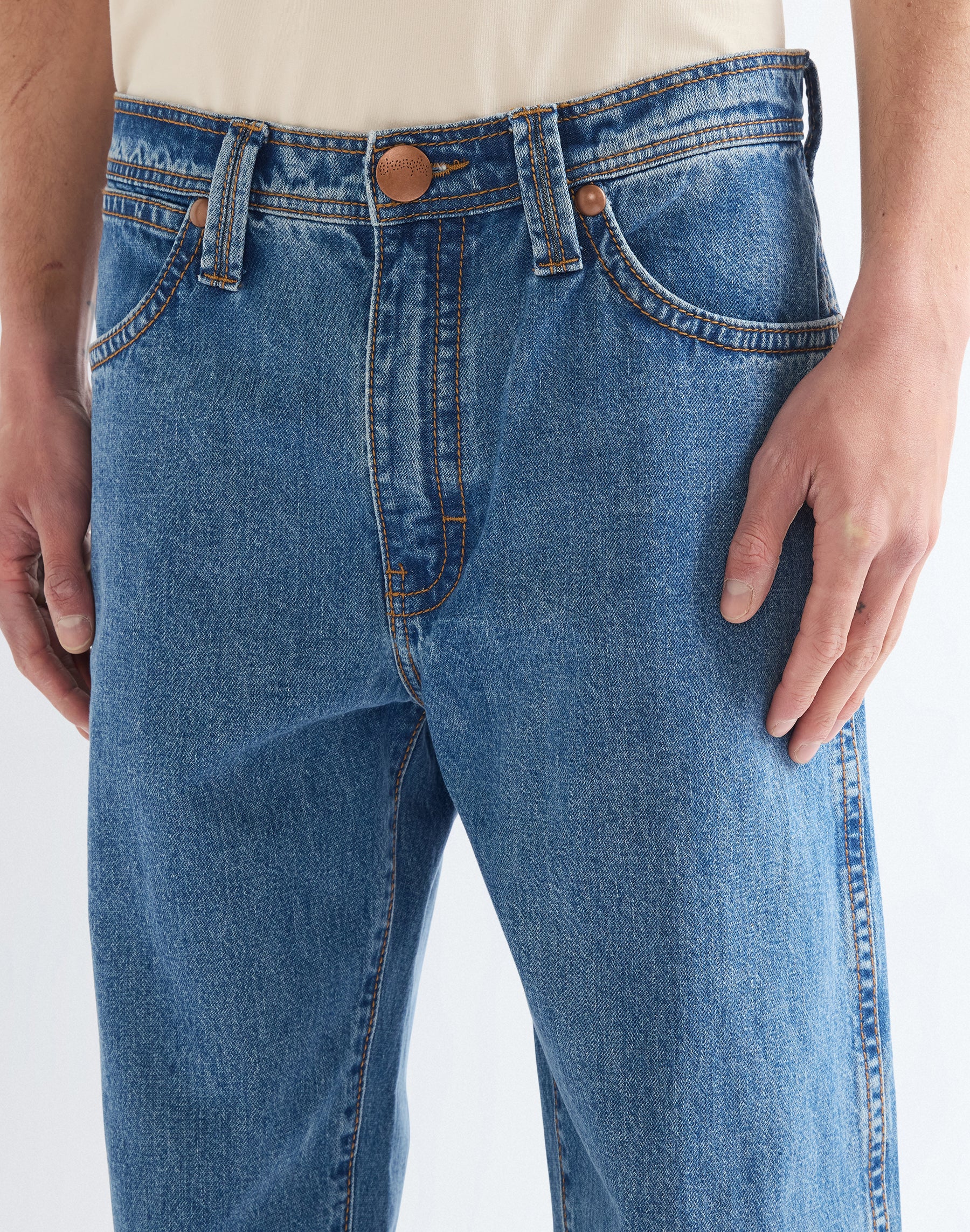 Jeans Super Loose in Cowboy Fade Jeans Wrangler