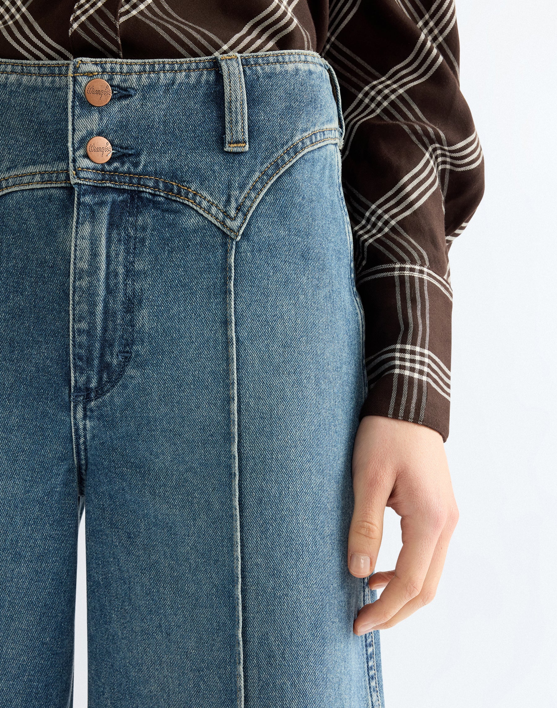 Jeans Peaked Yoke Canyon in Worn Legacy Jeans Wrangler