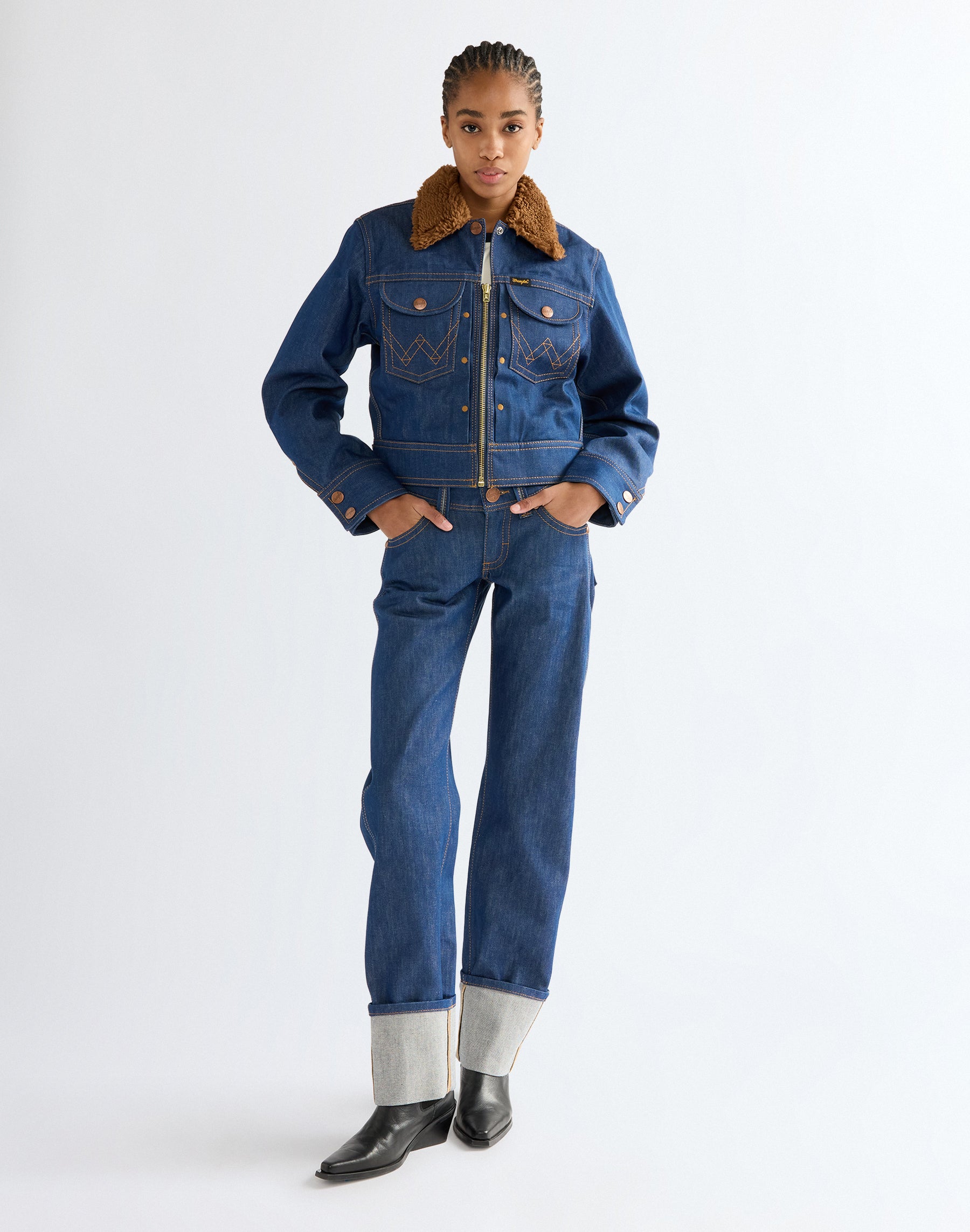 Jeans Super Low Rise Cowboy in Super Raw Jeans Wrangler