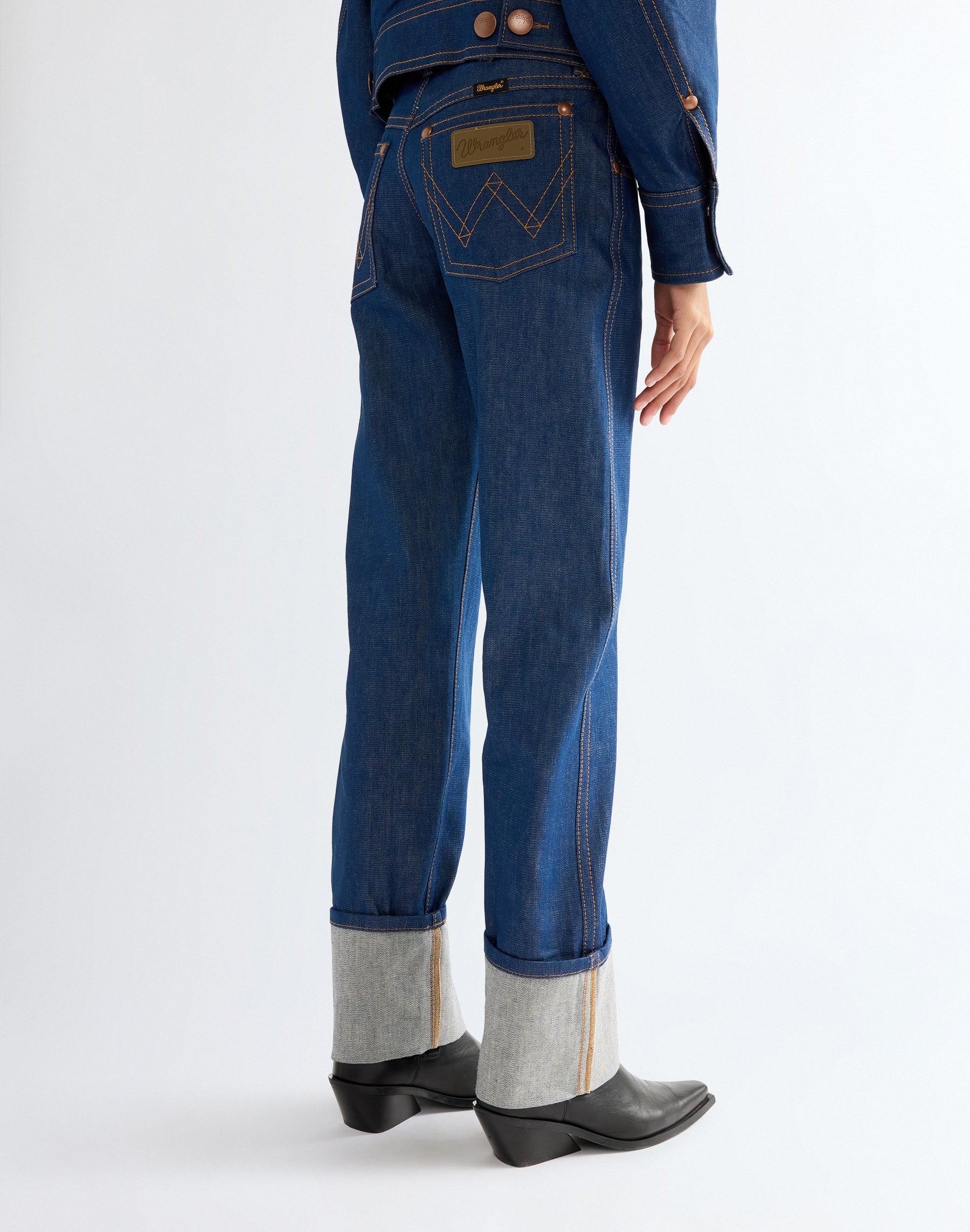 Jeans Super Low Rise Cowboy in Super Raw Jeans Wrangler