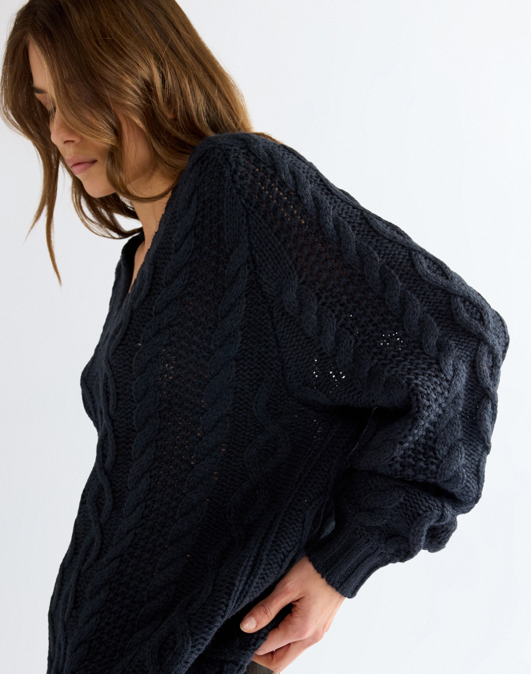 Pullover V Neck Cable Knit in Dark Sapphire Pullover Wrangler