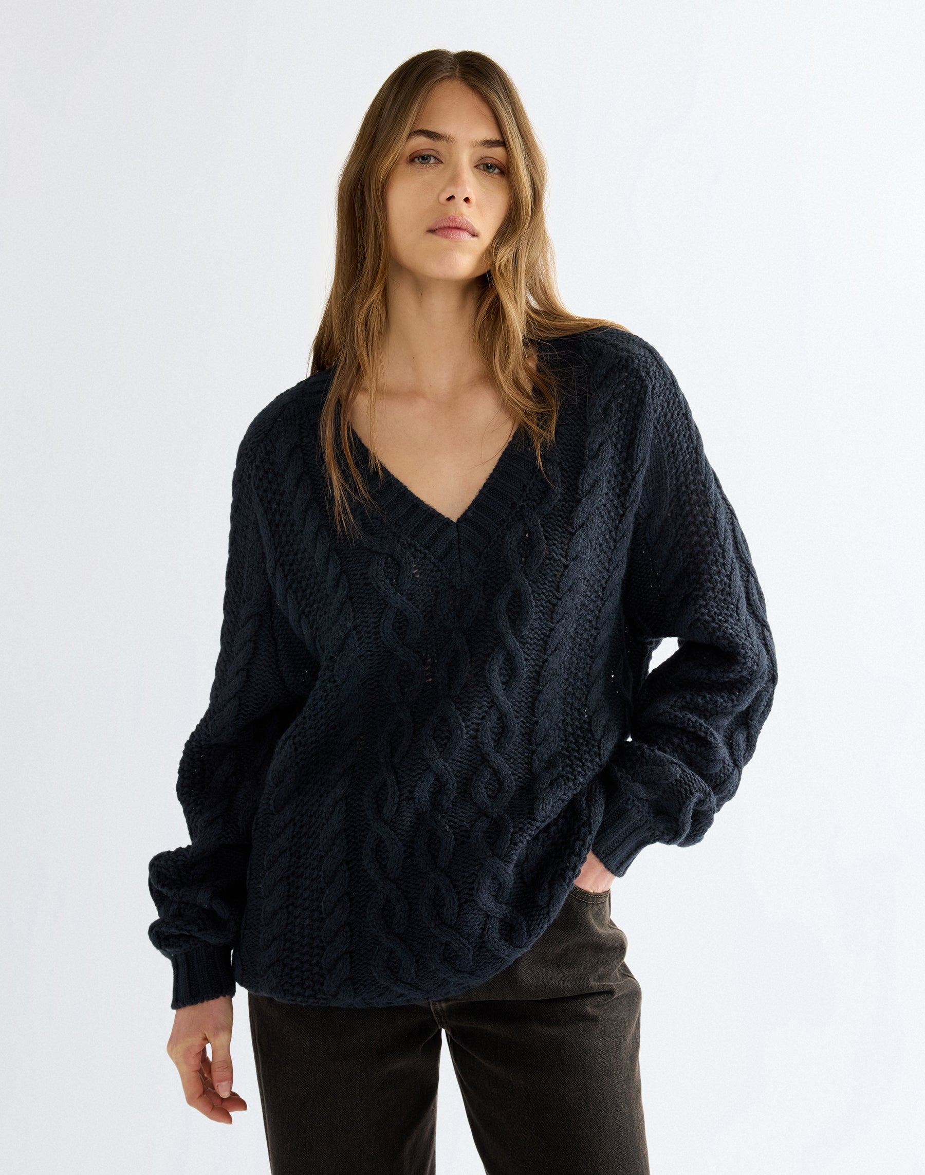 Pullover V Neck Cable Knit in Dark Sapphire Pullover Wrangler