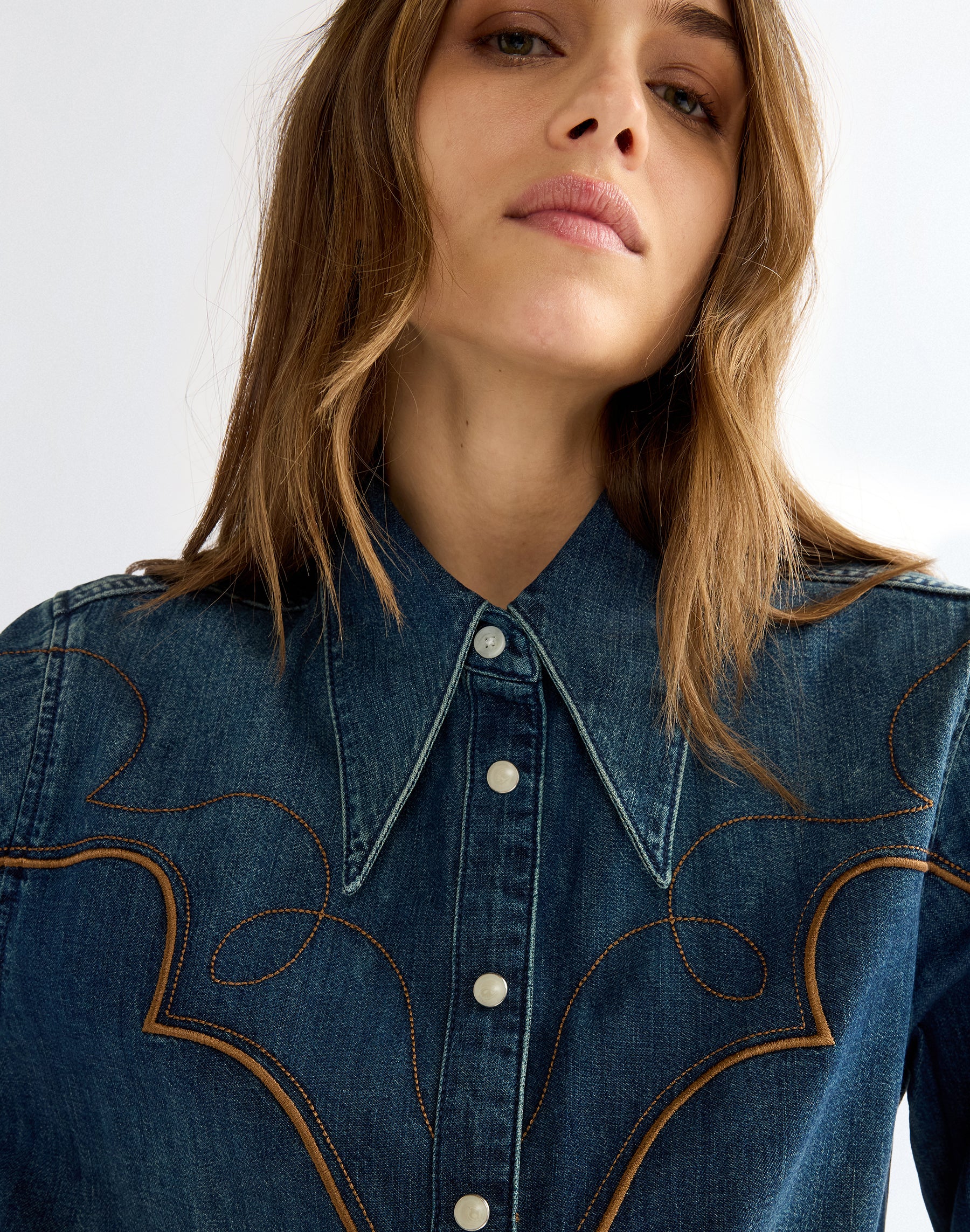Jeanshemd Western Yoke in Saloon Shadow Hemden Wrangler