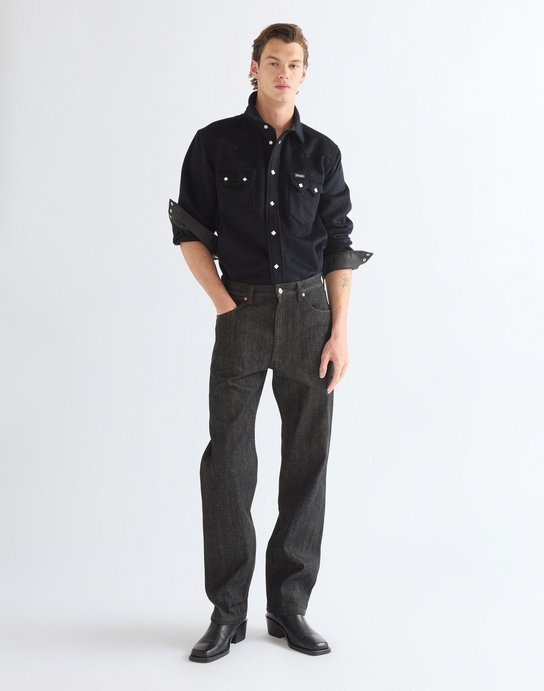 Jeans 13Mwz in Black Raw Jeans Wrangler