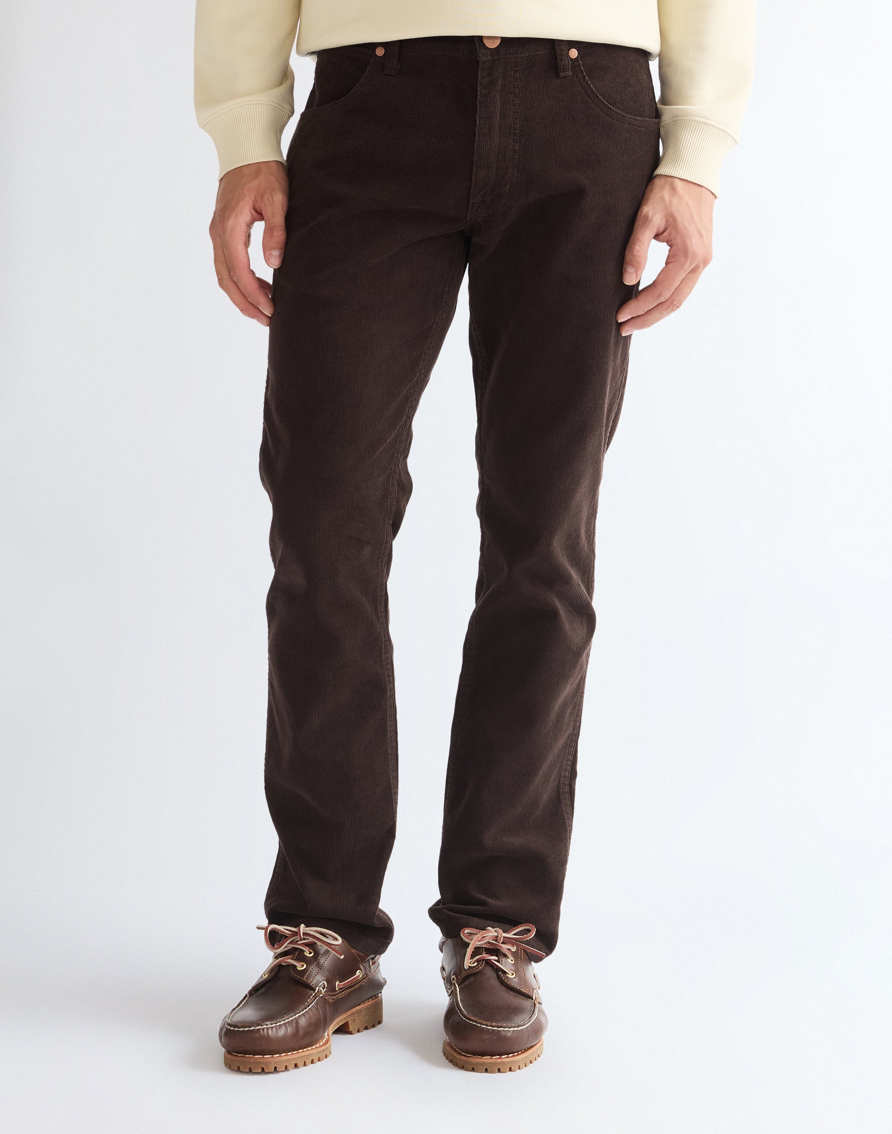 Cordhose Greensboro in Chocolate Torte Hosen Wrangler