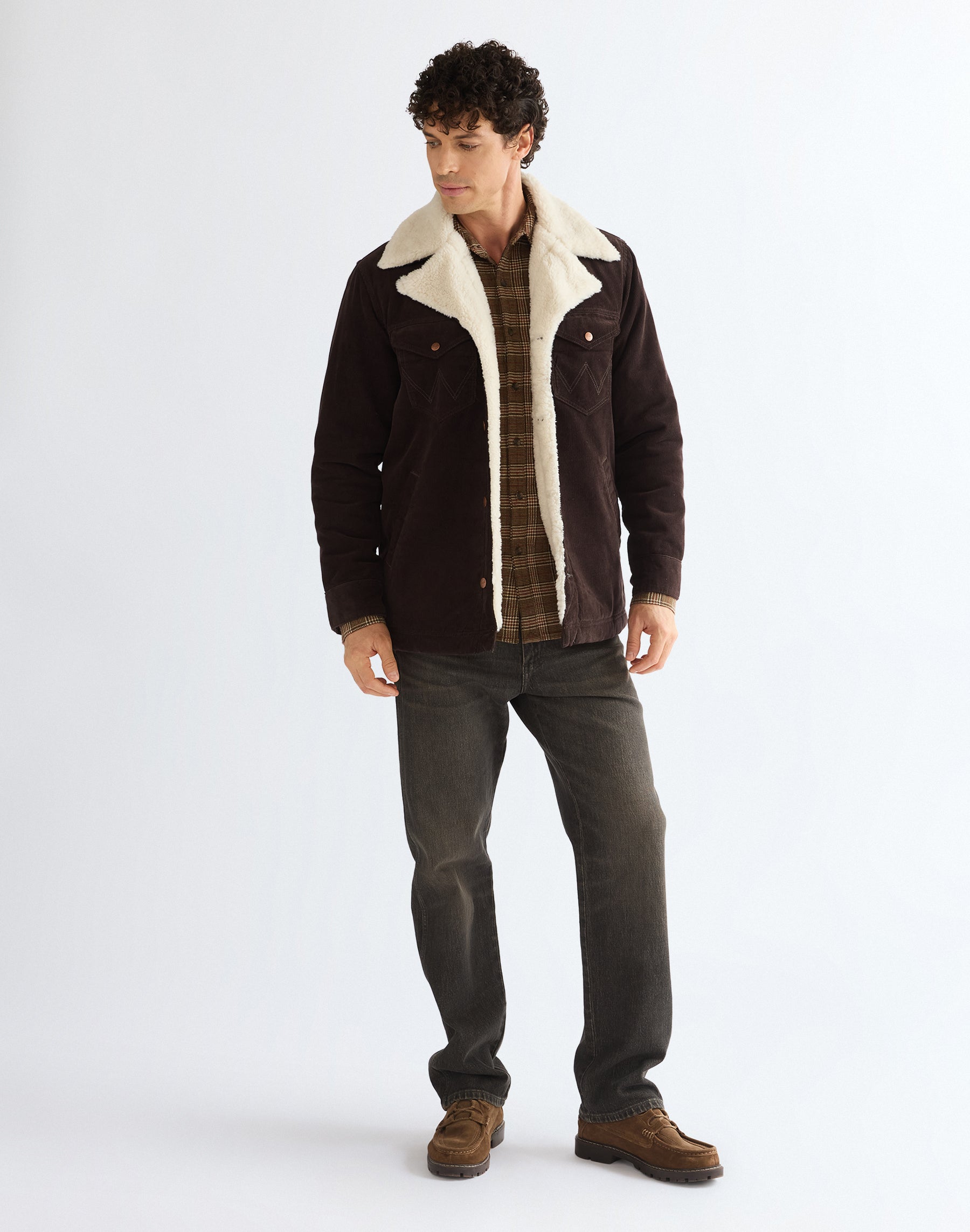 Jeans Frontier in Dune Break Jeans Wrangler