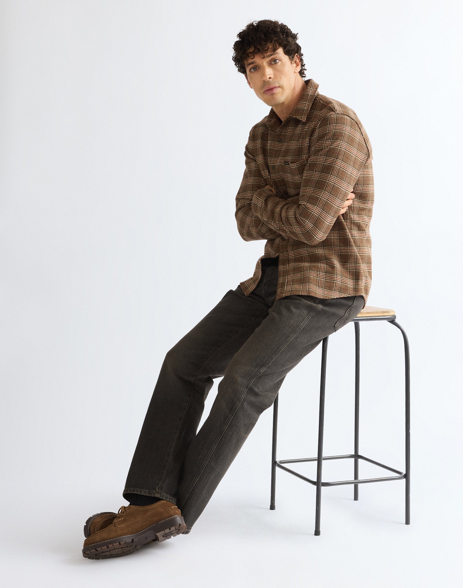 Jeans Frontier in Dune Break Jeans Wrangler