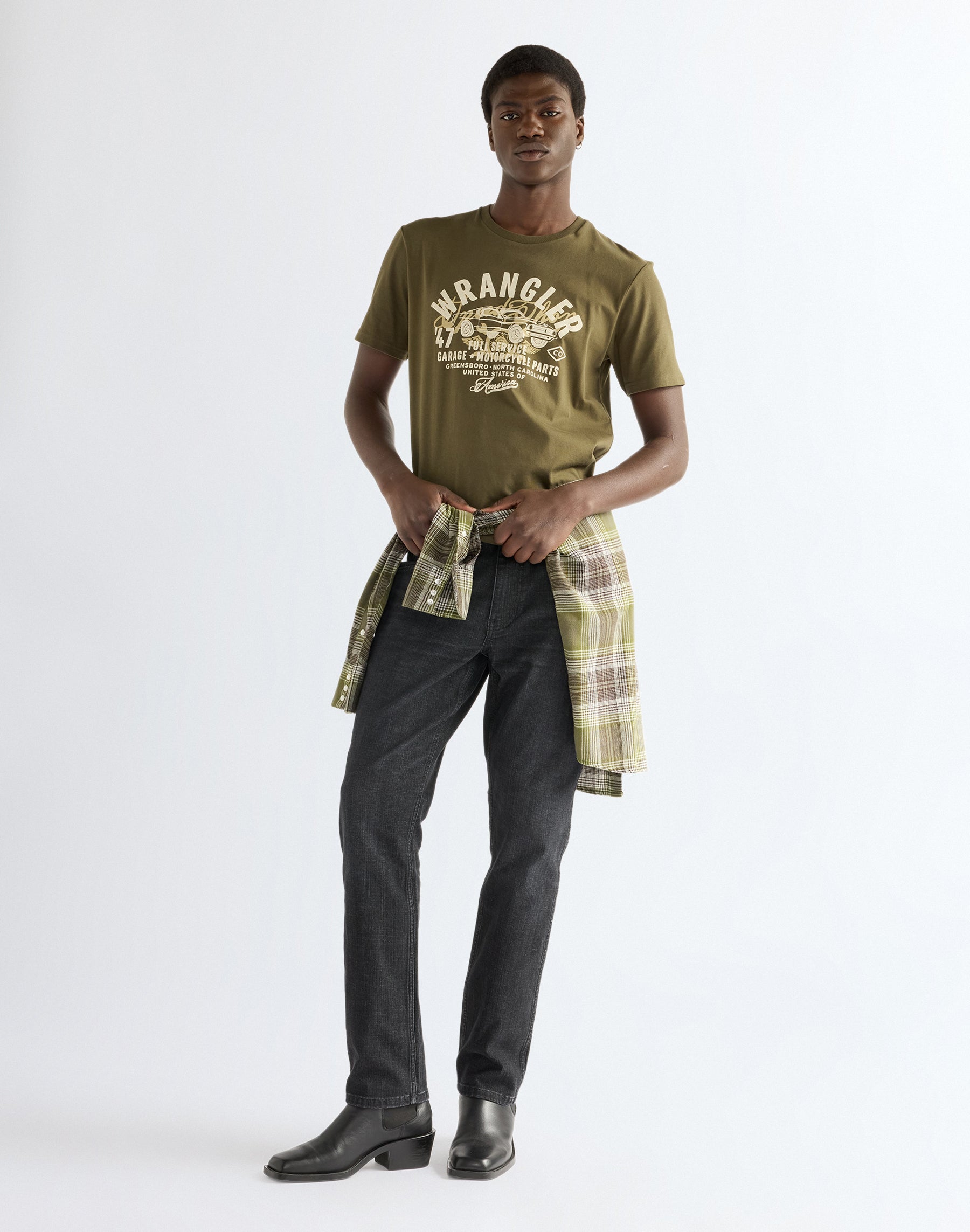 T-Shirt Americana in Olive Night T-Shirts Wrangler