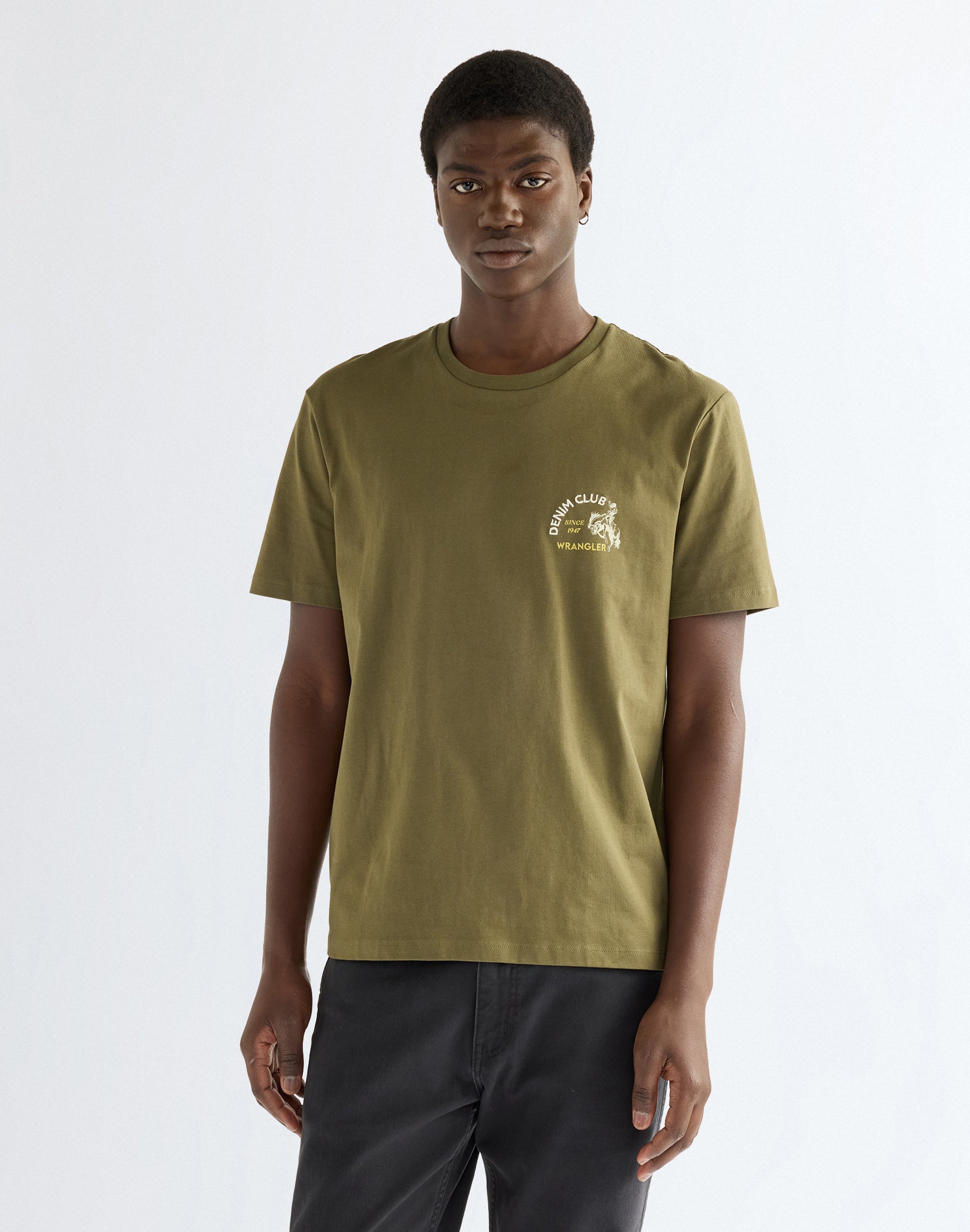 T-Shirt Small Graphic in Olive Night T-Shirts Wrangler