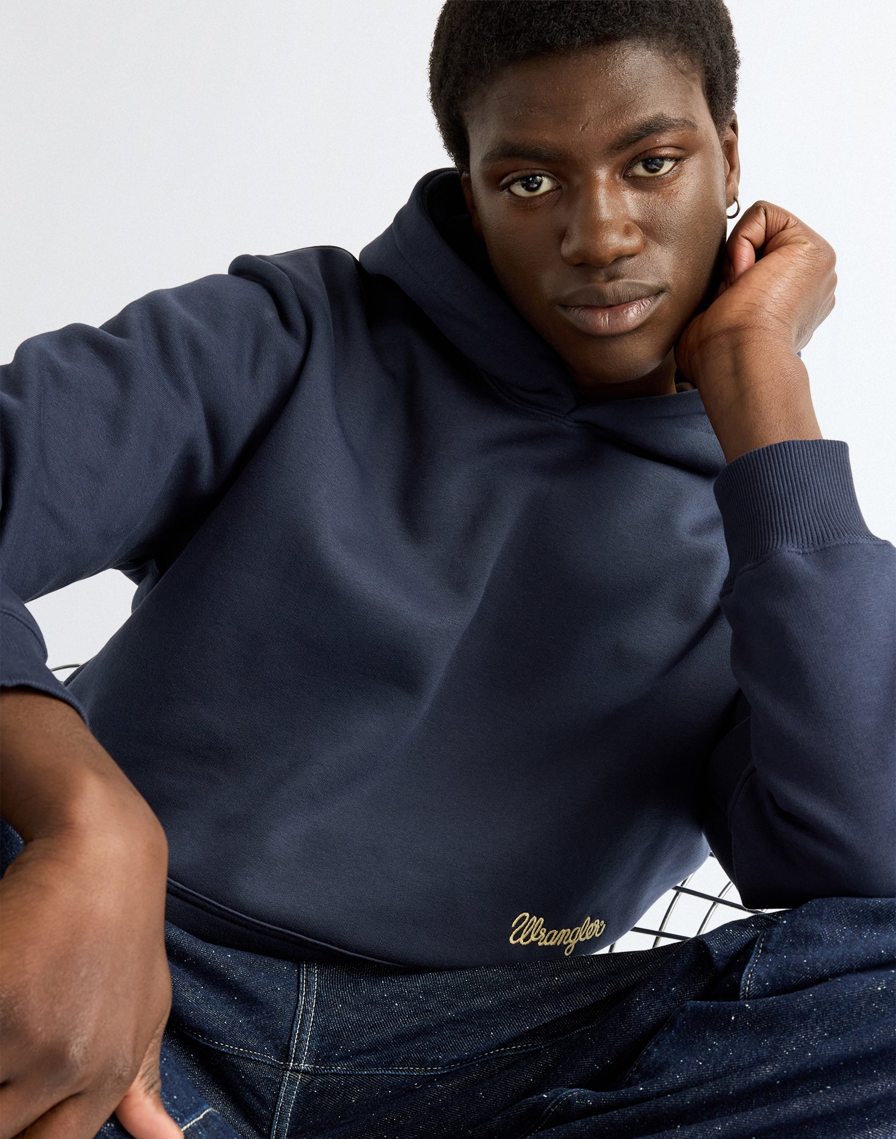 Kapuzenpullover Embroidery in Dark Sapphire Kapuzenpullover Wrangler