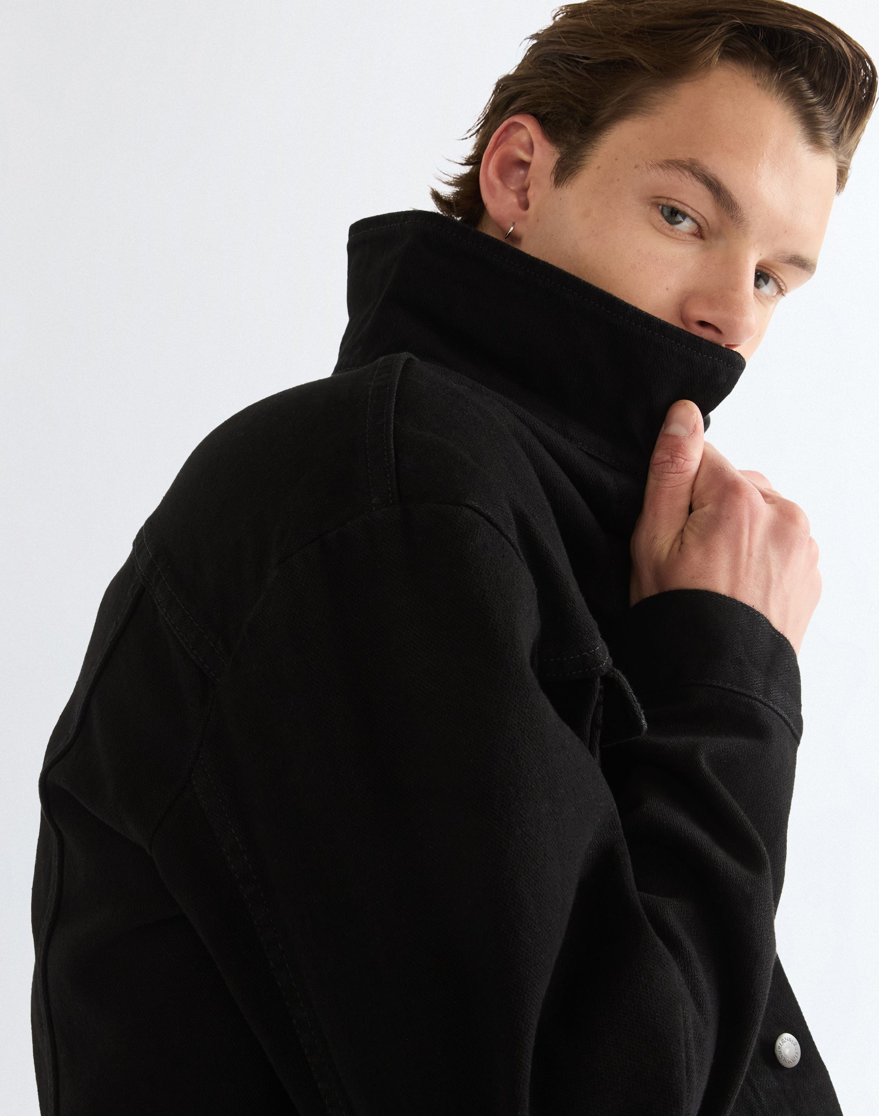 Jeansjacke Cowboy Cut in Shadow Black Jacken Wrangler