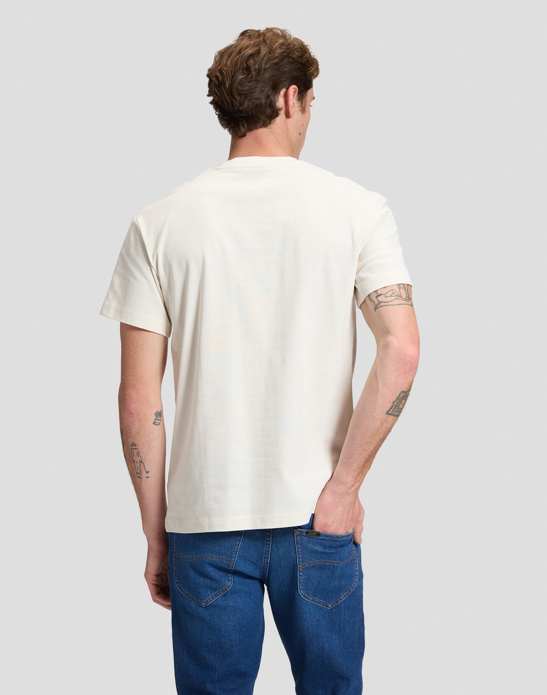 T-Shirt Small Logo in Ecru T-Shirts Lee