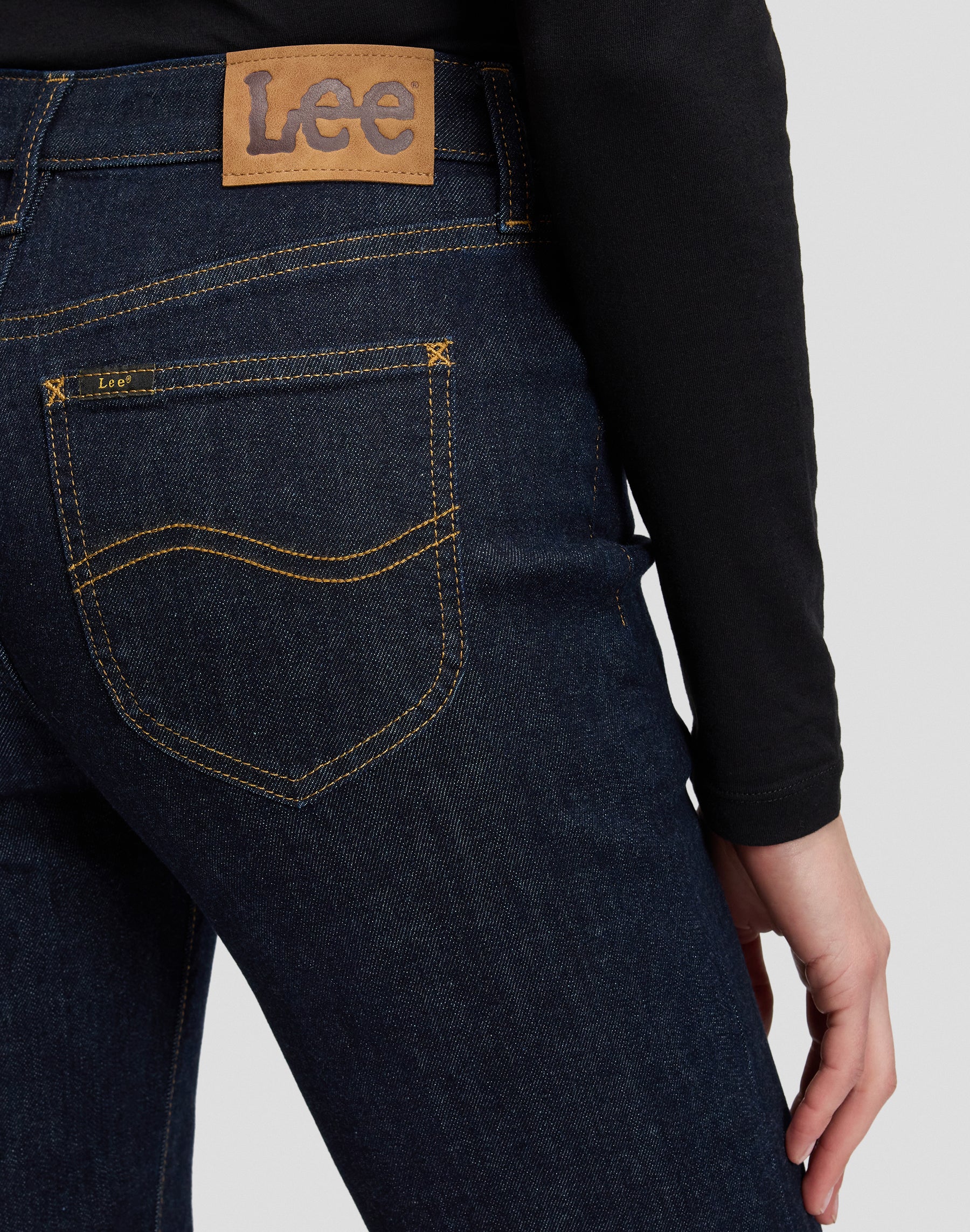 Jeans London in Deepest Space Jeans Lee