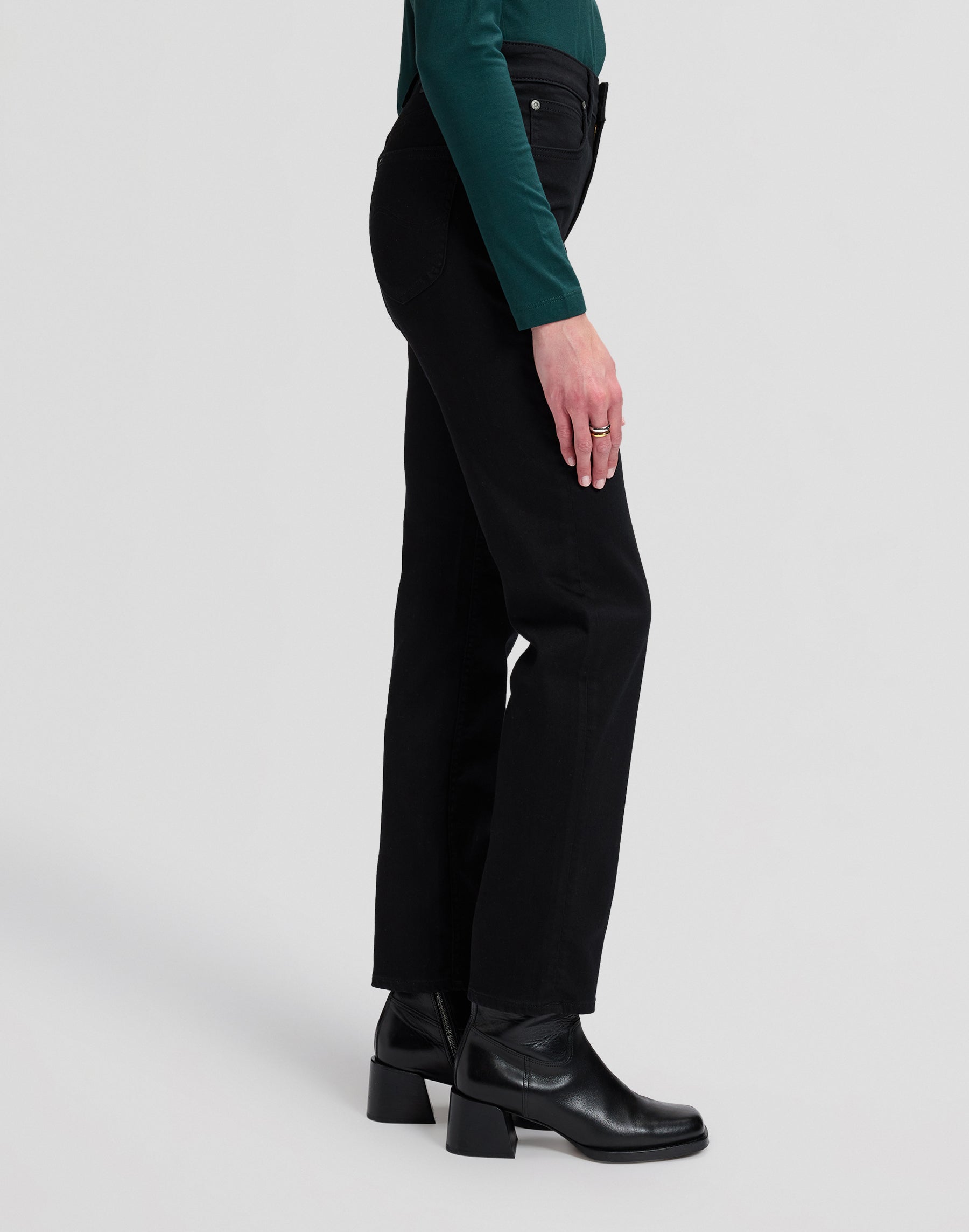 Jeans Carol in Base Black Jeans Lee