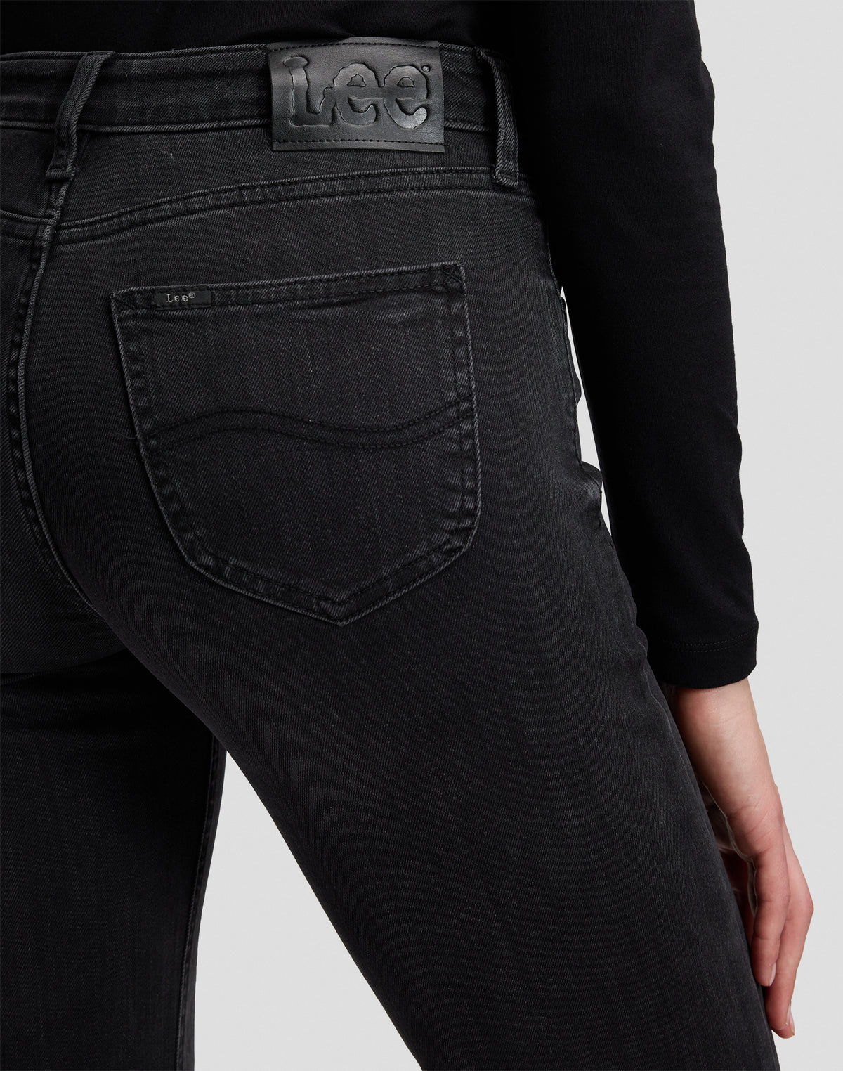 Jeans Lana in True To Black Jeans Lee