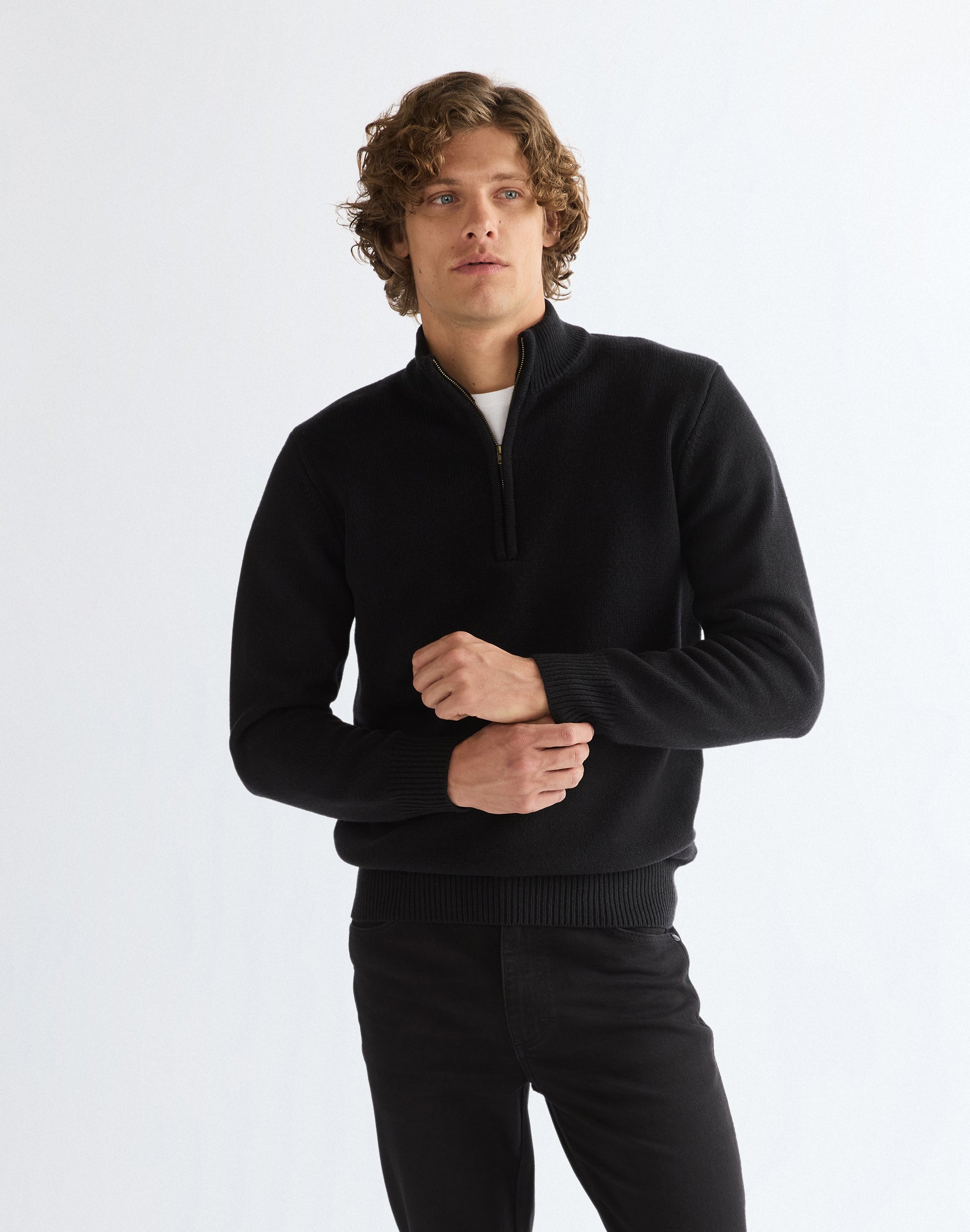 Pullover Quarter Zip in Black Pullover Wrangler
