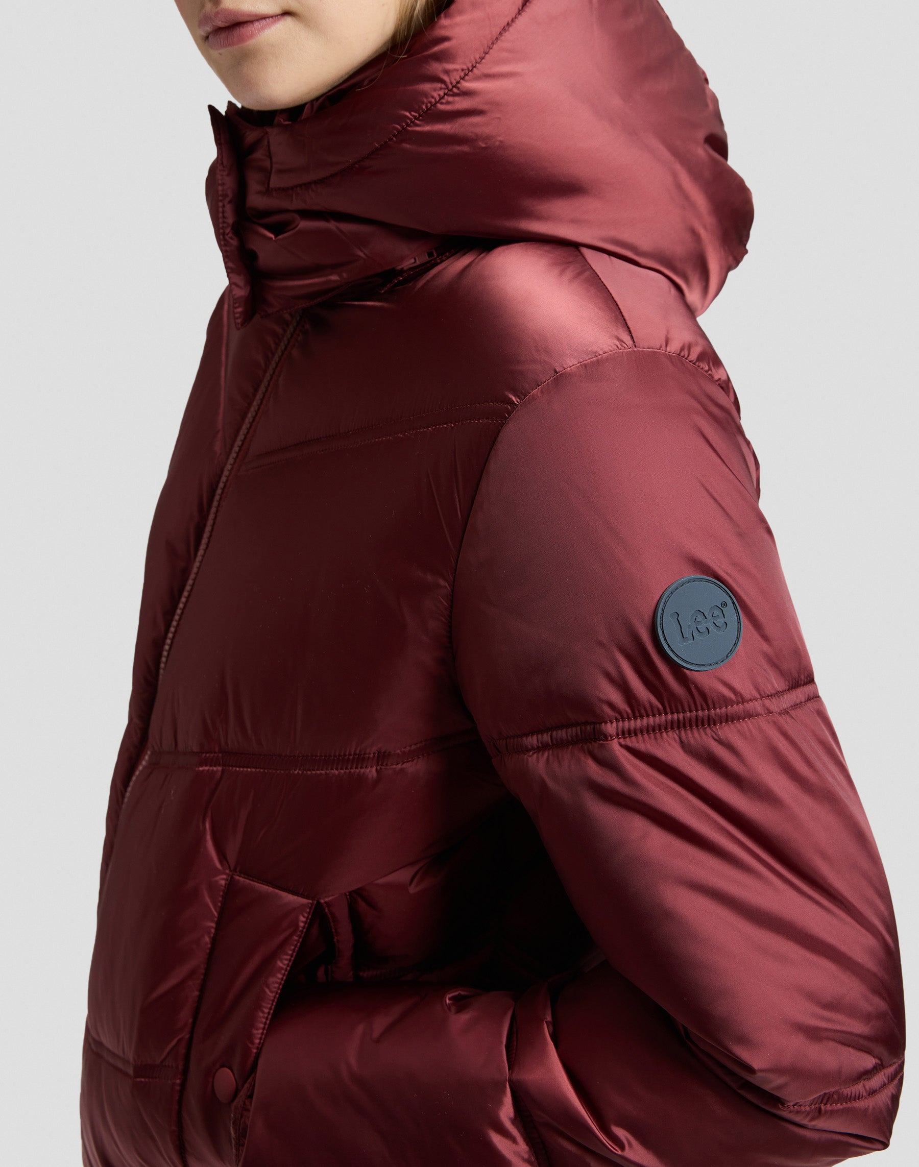 Winterjacke Short Hooded Puffer in Port Jacken Lee