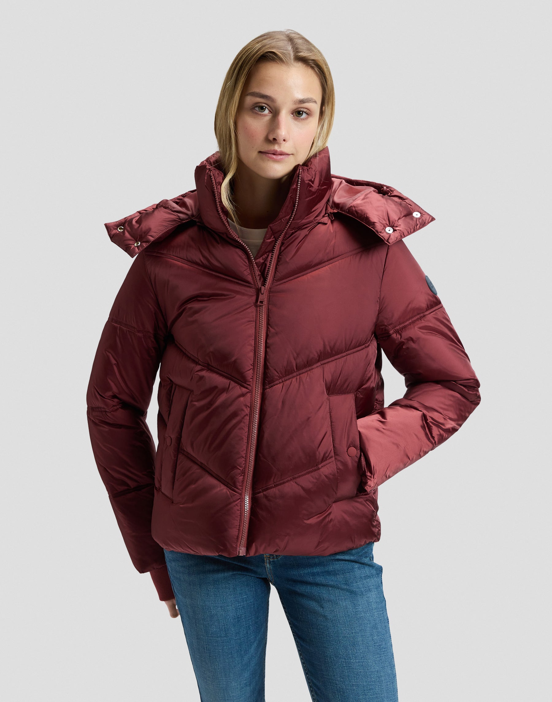 Winterjacke Short Hooded Puffer in Port Jacken Lee