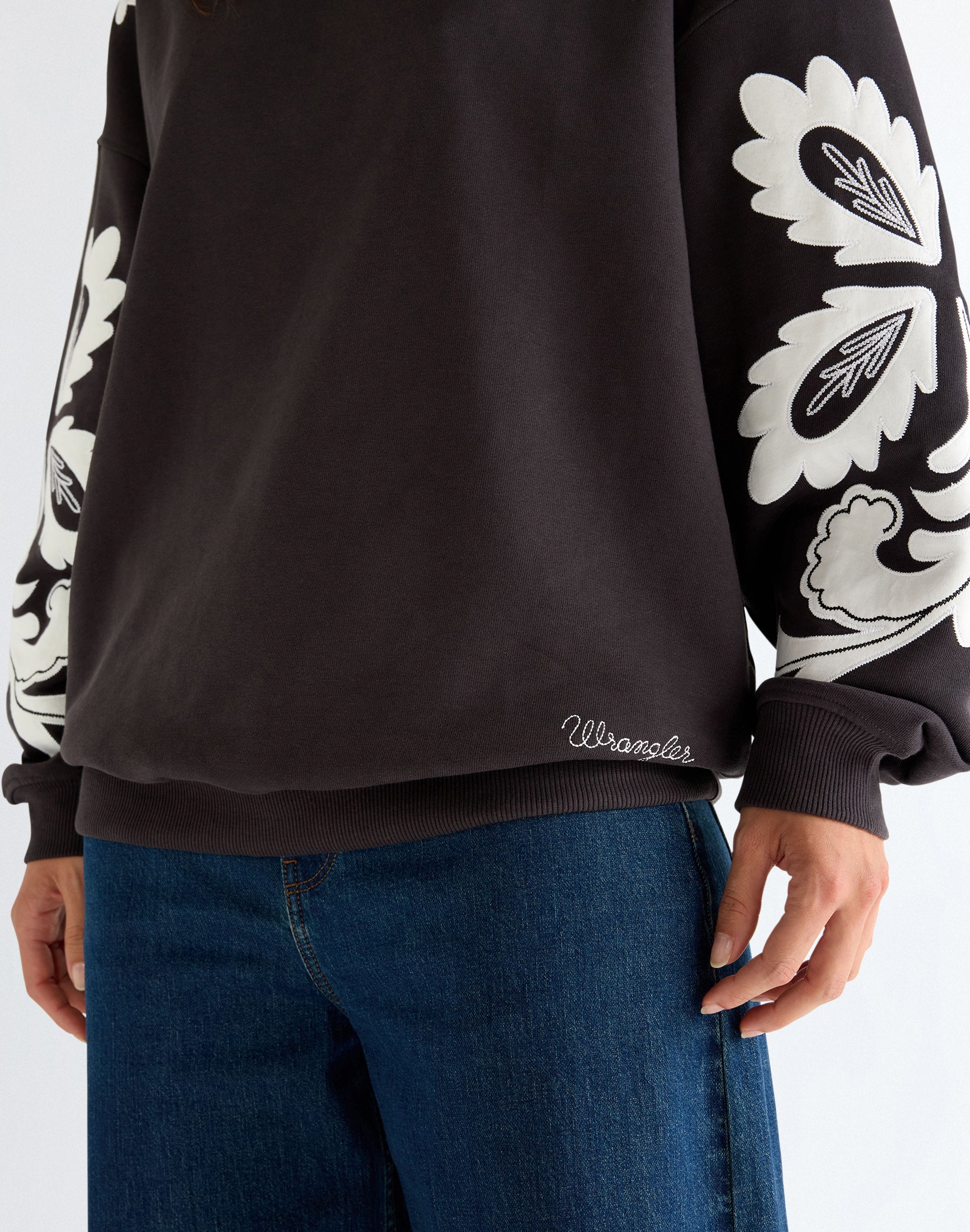 Sweatshirt Applique in Faded Black