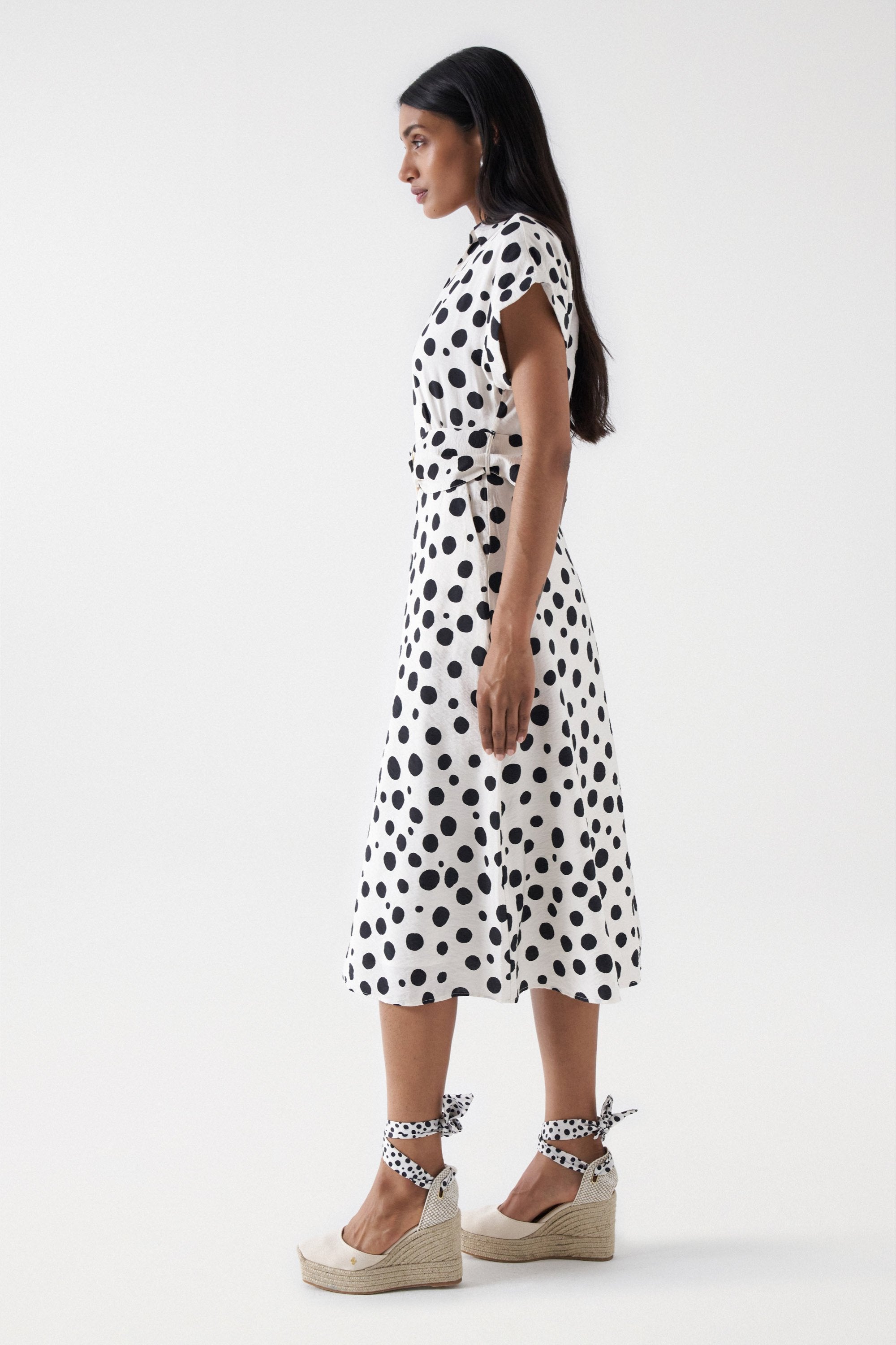 Polka Dot Midi Dress in Light Pearl Kleider Salsa Jeans   