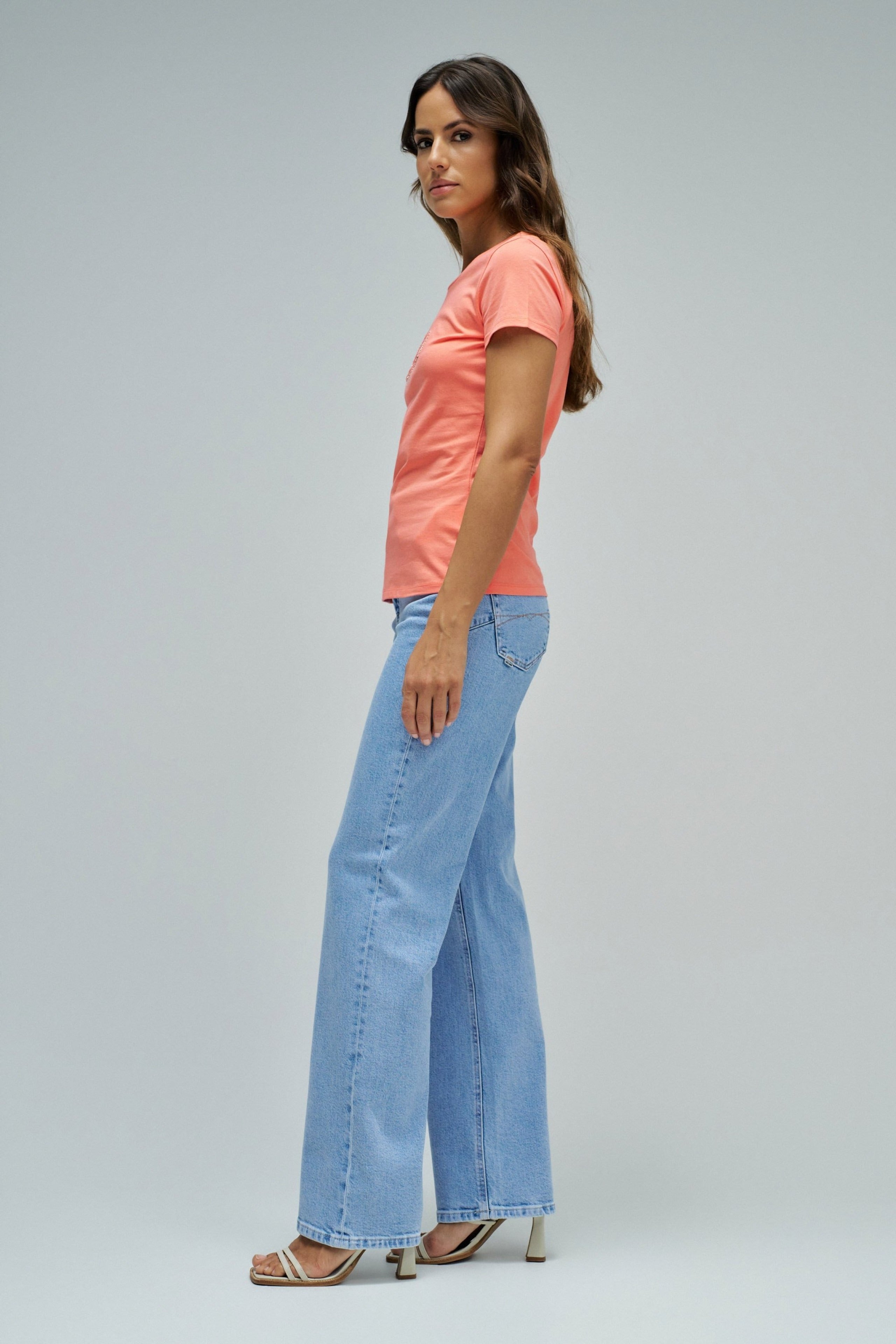 Institutional Beaded Branding T-Shirt in Light Orange T-Shirts Salsa Jeans