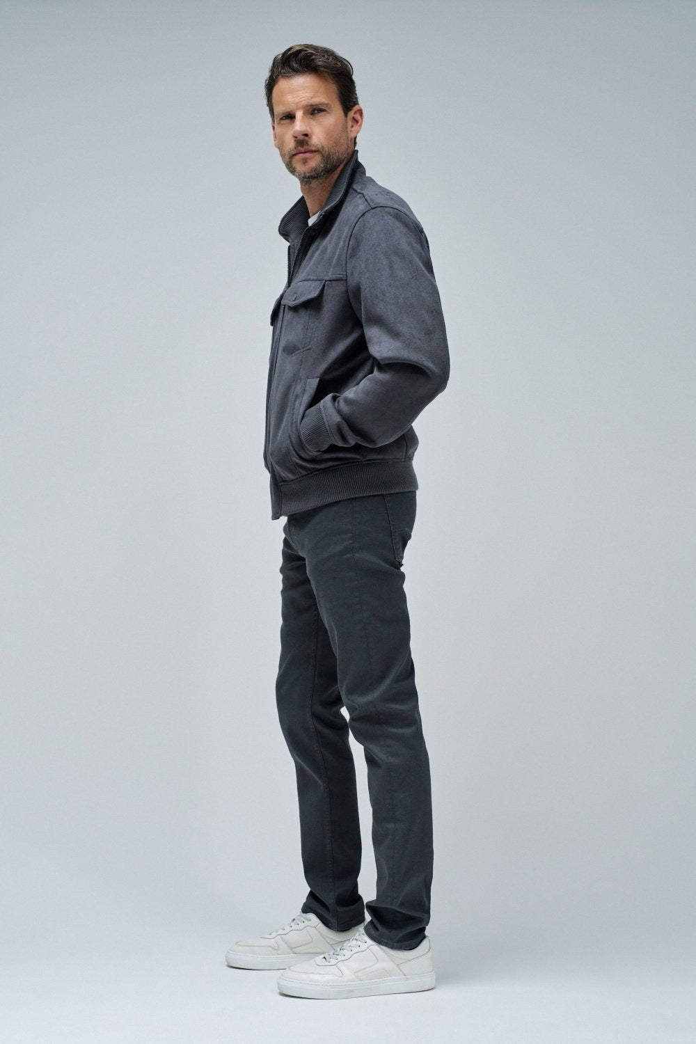 Suede Trucker Jacket in Dark Grey Jacken Salsa Jeans