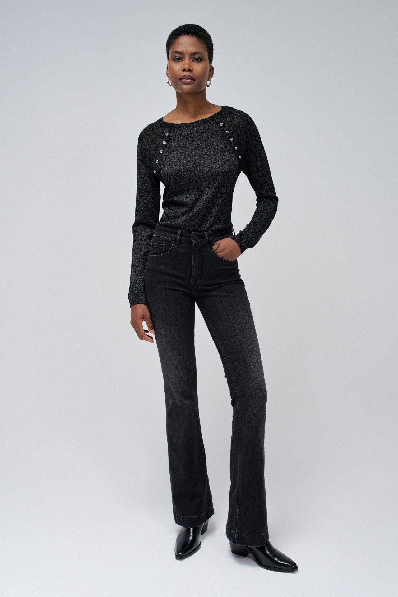 Shimmering Sweater in Black Pullover Salsa Jeans   