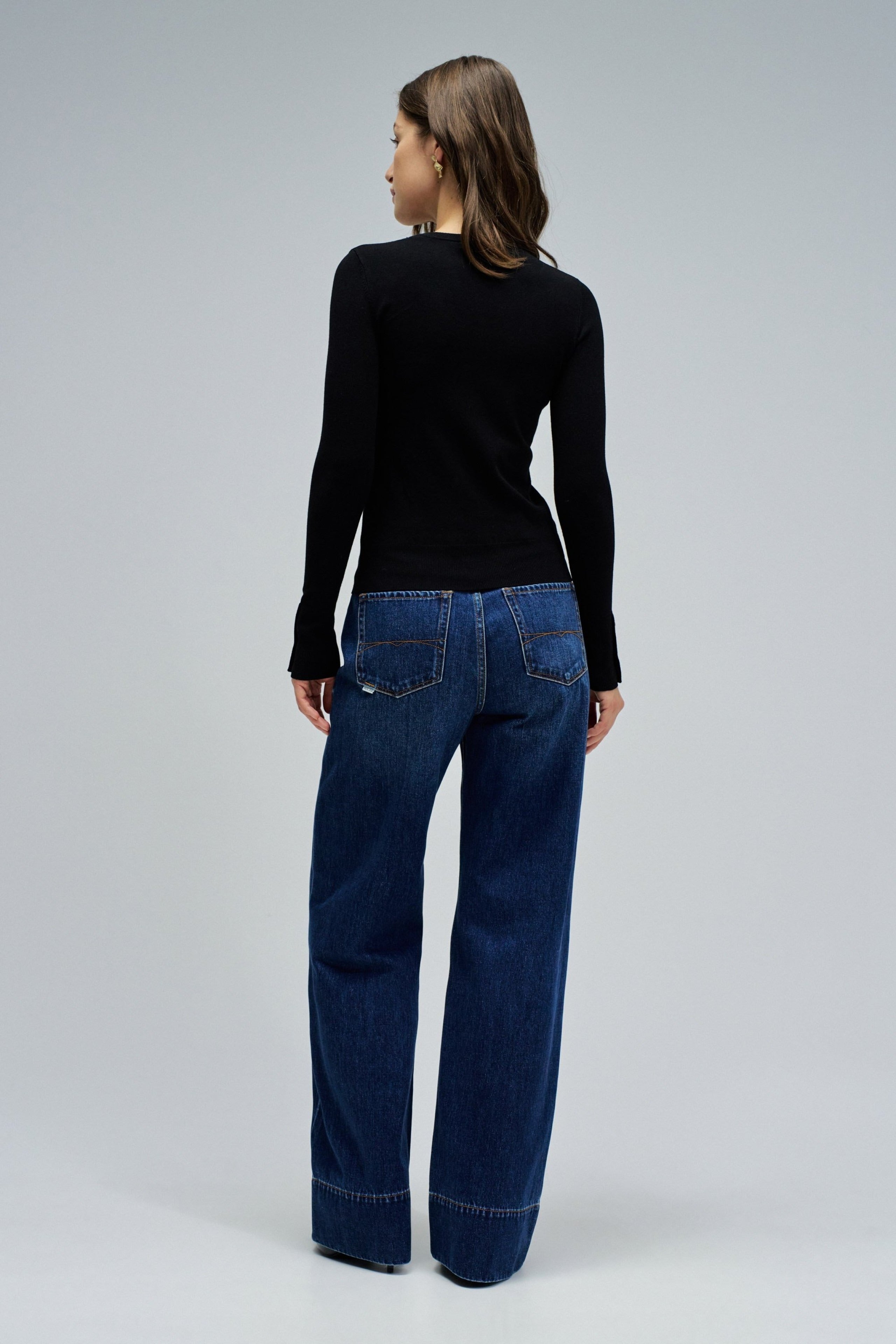 Basic Long Sleeve in Black Pullover Salsa Jeans