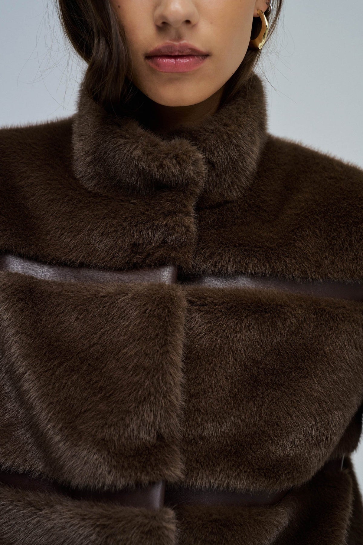 Faux Fur Coat mit Kunstleder-Elementen in Dark Brown Jacken Salsa Jeans