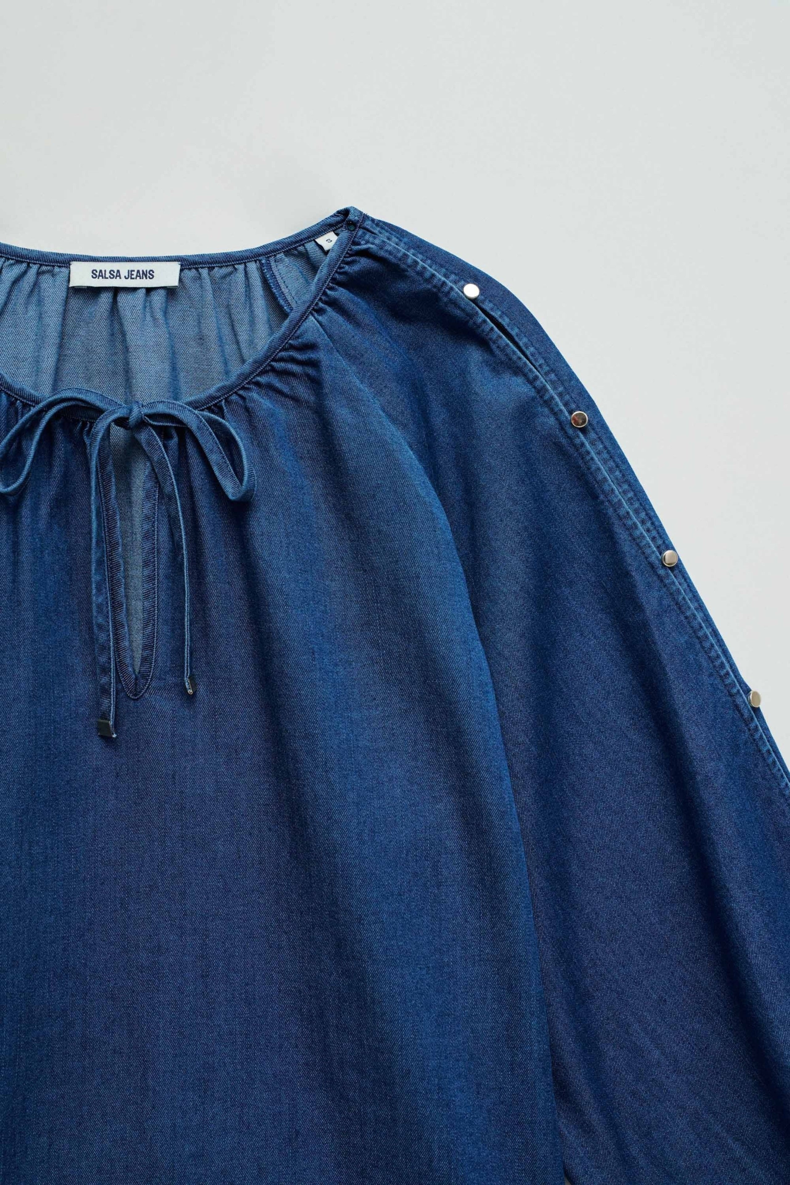 Blouse Sleeve Detail in Dark Wash Hemden Salsa Jeans