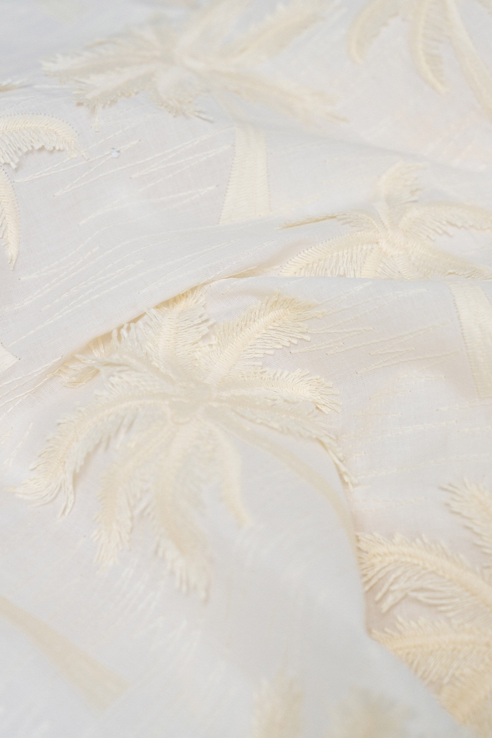 Blouse Textured 3D Fabric Effect in Light Pearl V1 Hemden Salsa Jeans