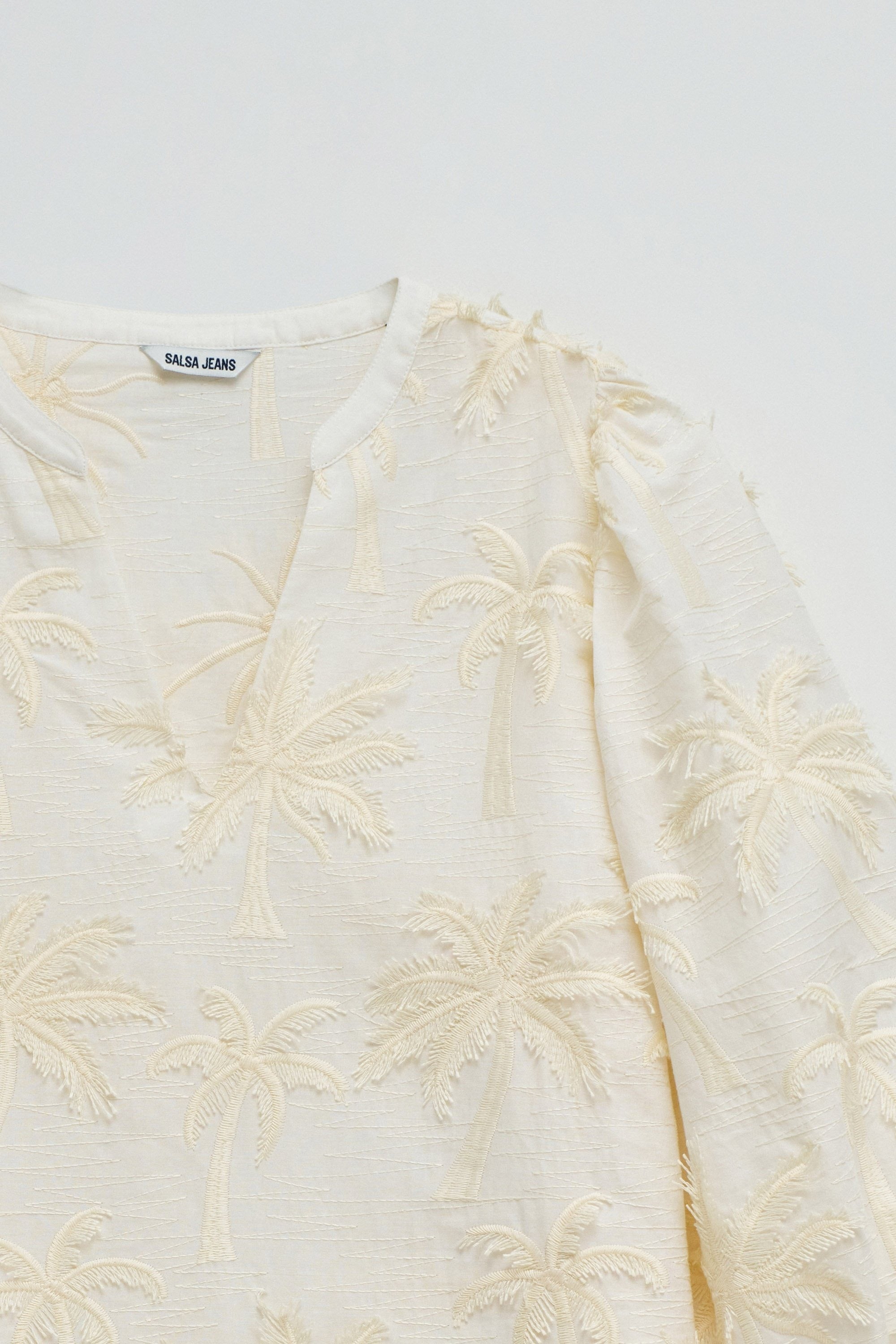 Blouse Textured 3D Fabric Effect in Light Pearl V1 Hemden Salsa Jeans