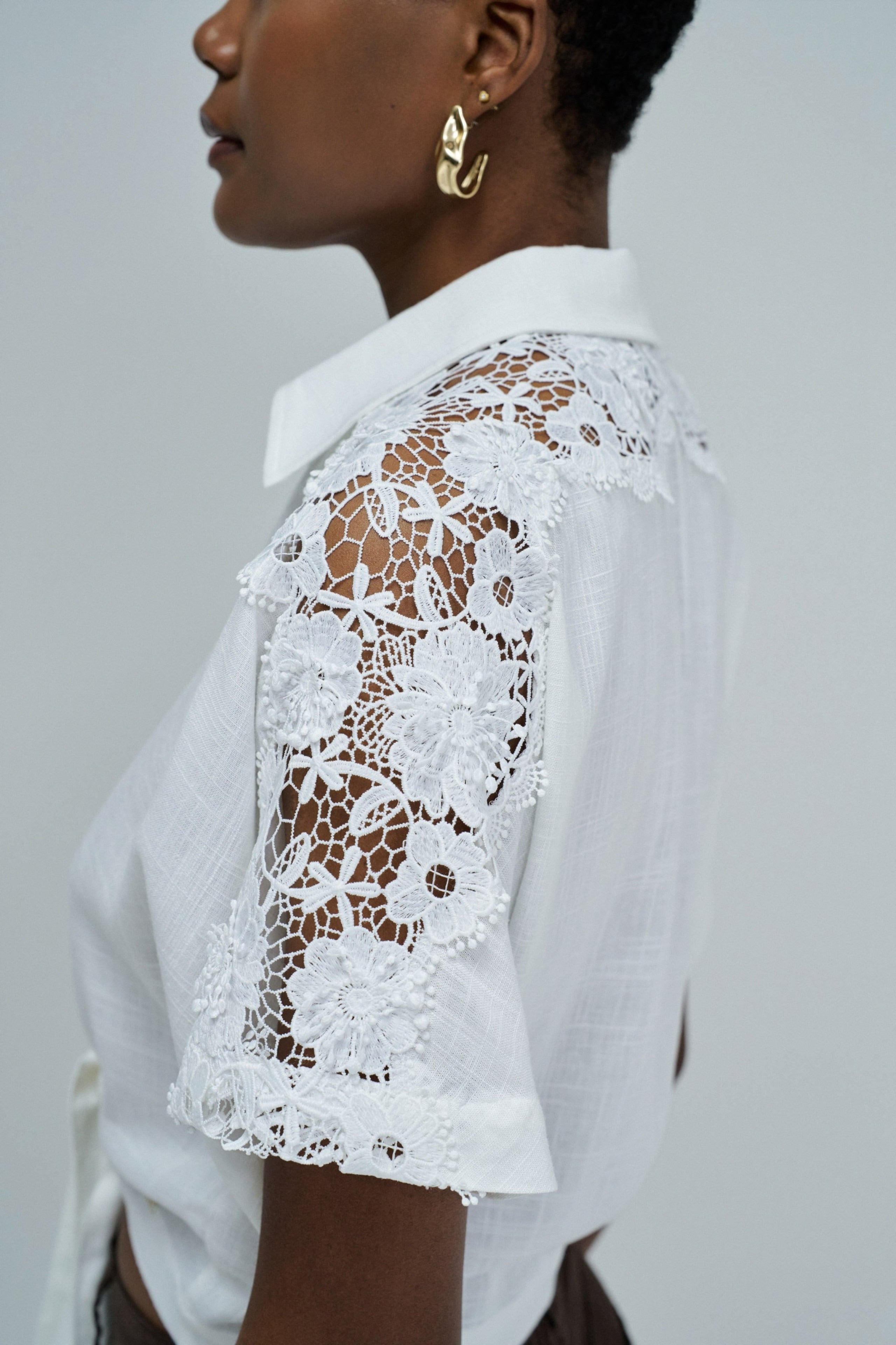 Front Knot Short Sleeve Shirt in White Hemden Salsa Jeans