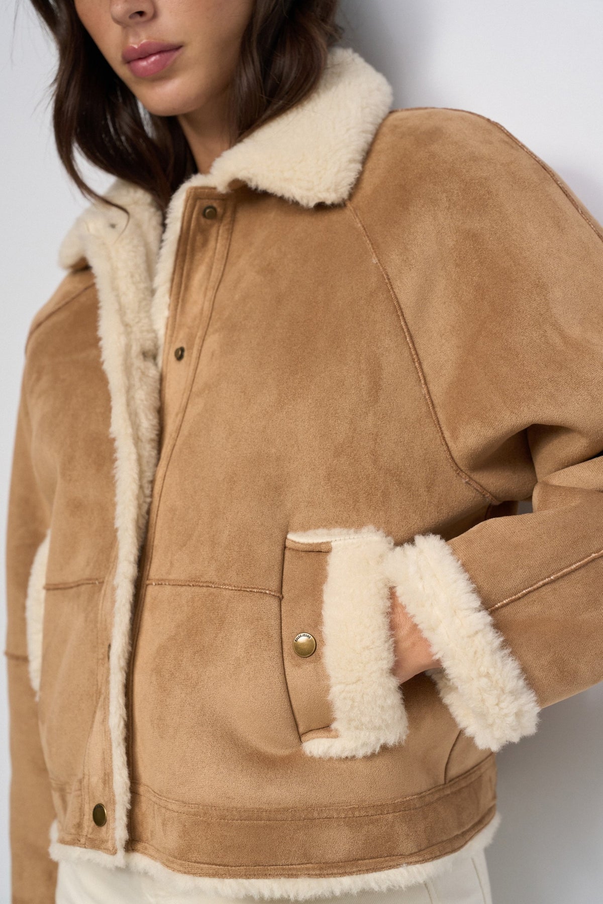 Cropped Faux Suede Shearling Jacke in Medium Brown V2 Jacken Salsa Jeans
