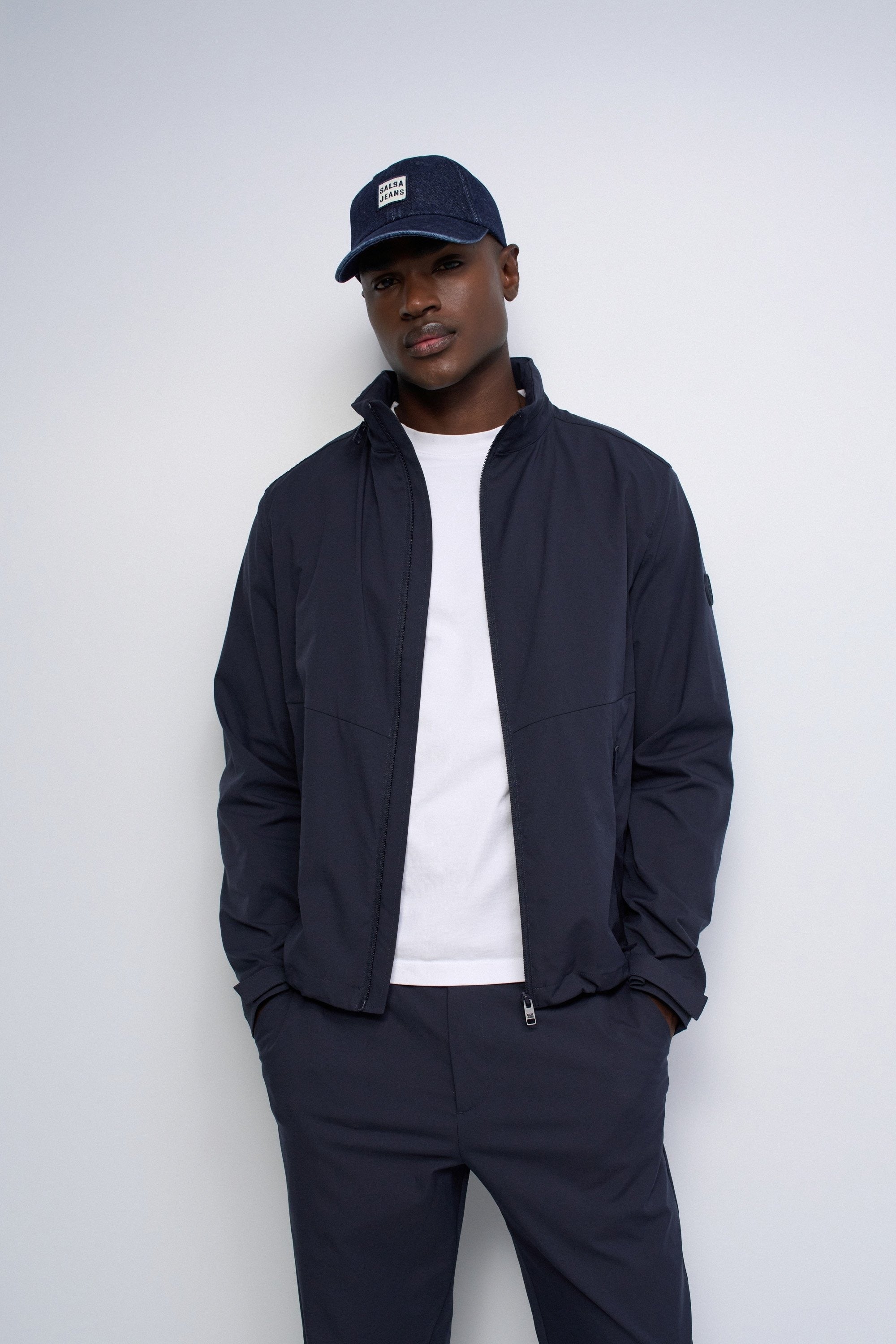 Leichte Overshirt-Jacke mit versteckter Kapuze in Dark Blue Jacken Salsa Jeans