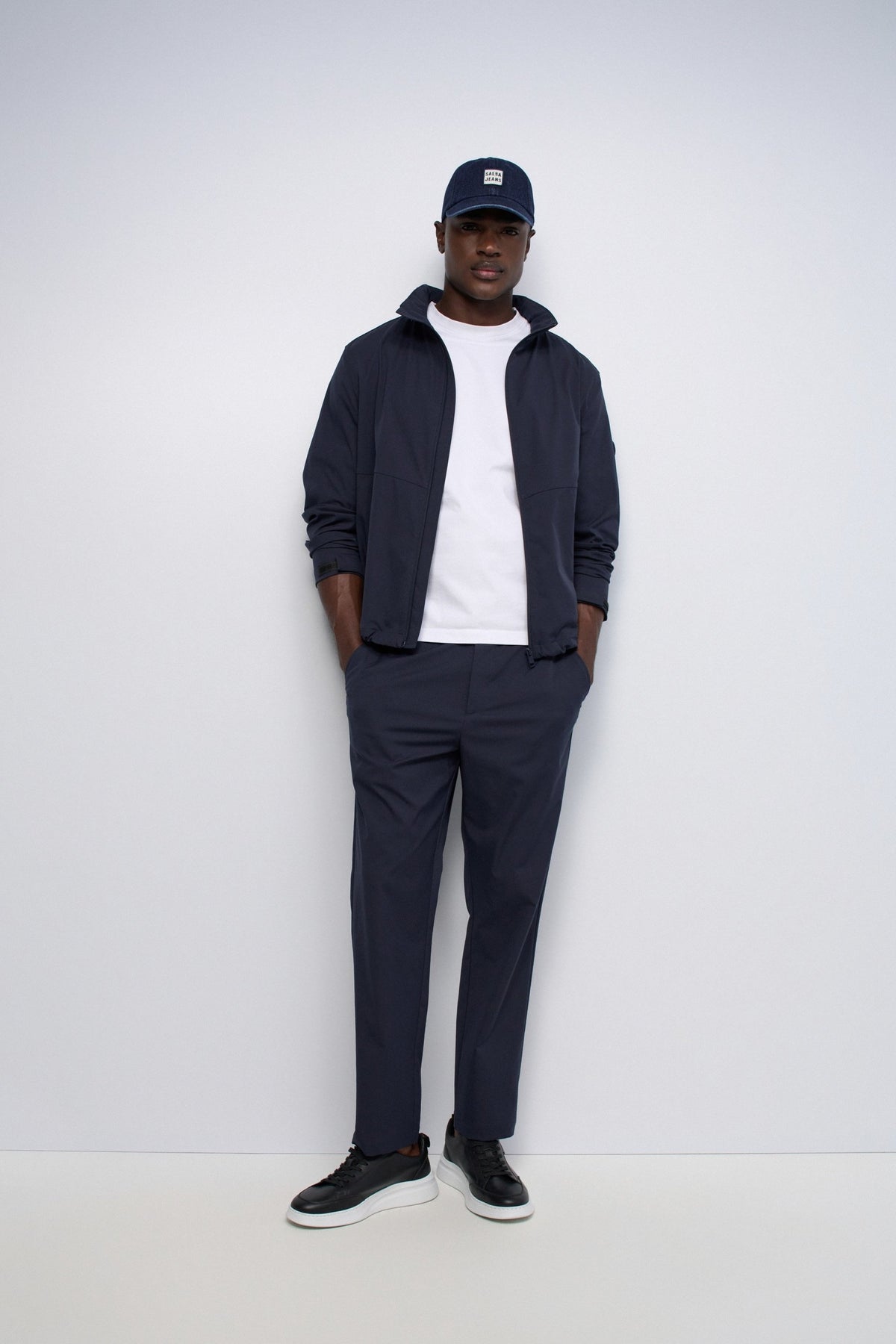 Coolmax Jogger Pants in Dark Blue