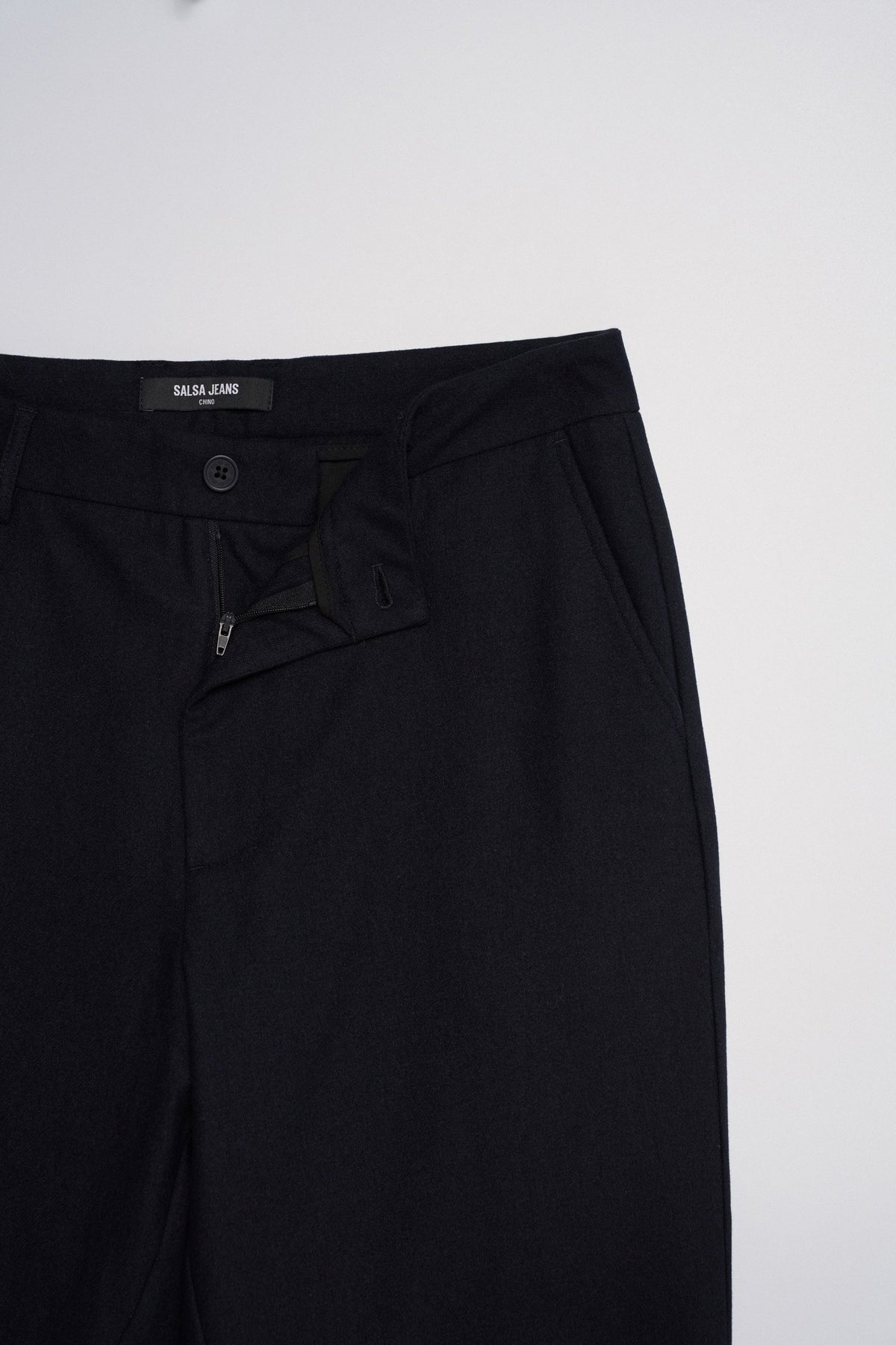 Weite Chinohose in Wolloptik in Dark Blue Hosen Salsa Jeans