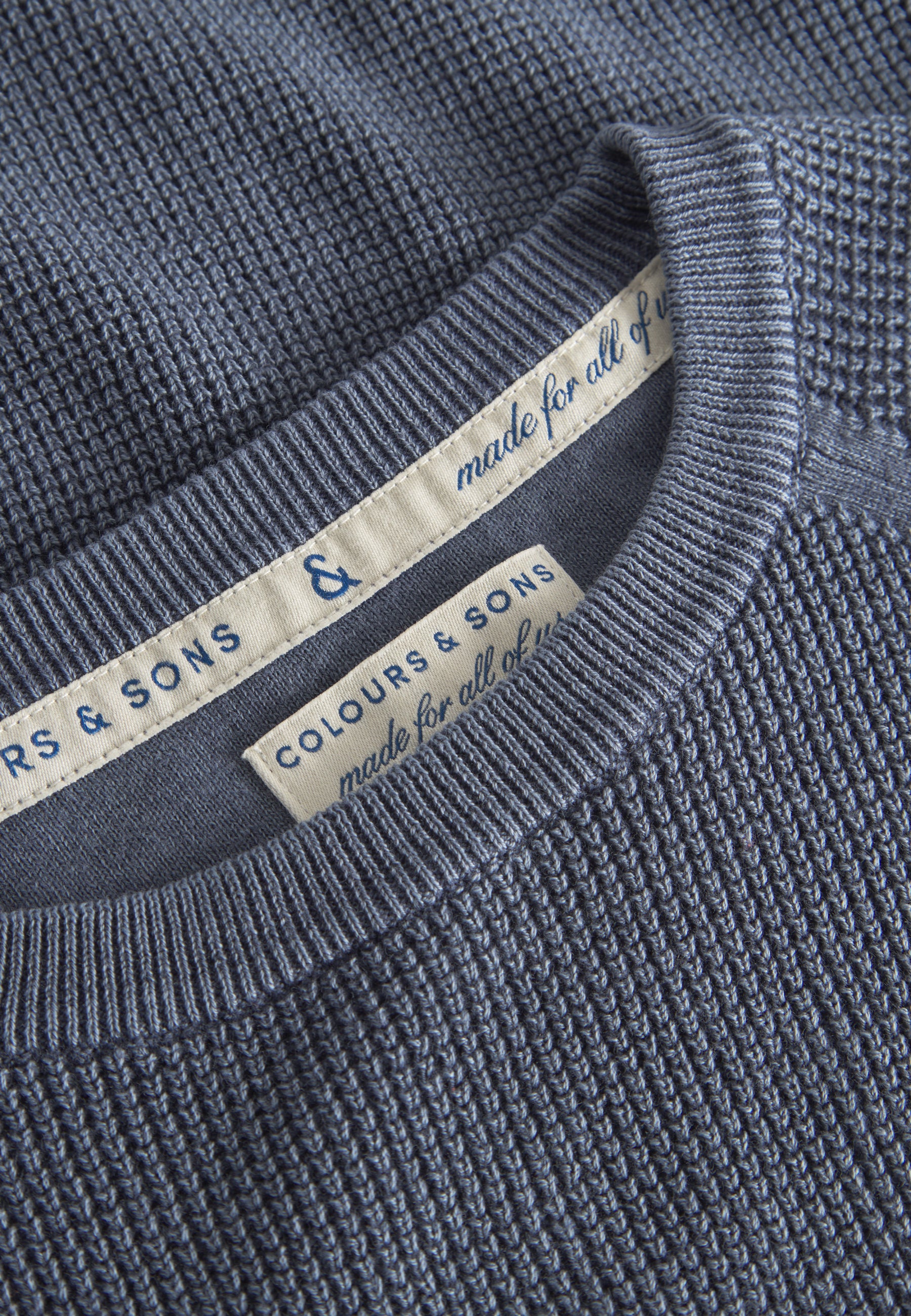 Roundneck-Washed in River Pullover Colours and Sons   