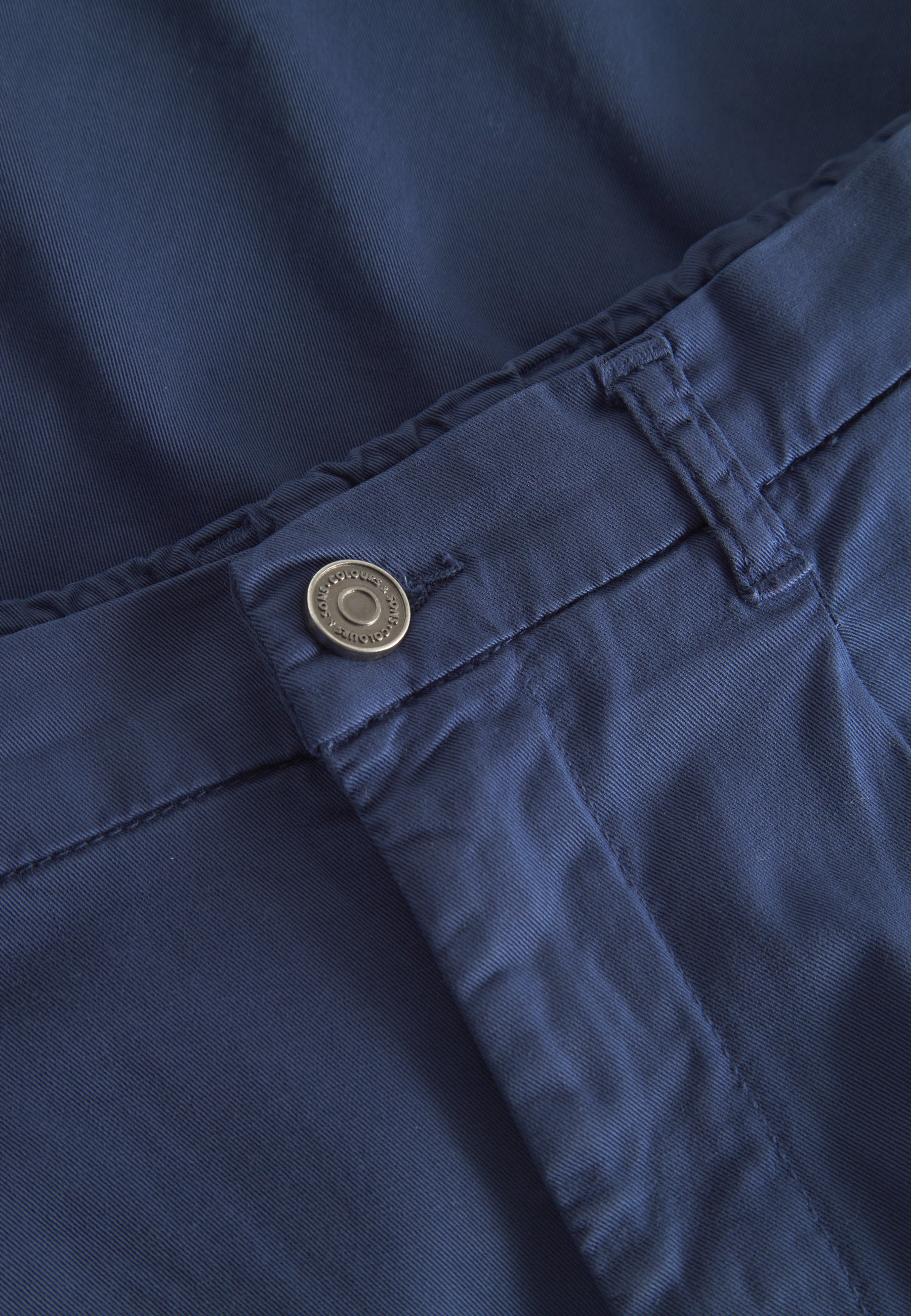 Pants-Cropped Chino in Navy Hosen Colours and Sons   